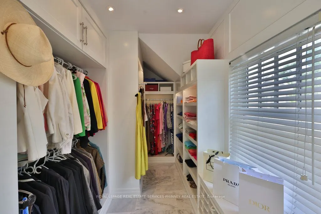 8 Chartwell Road