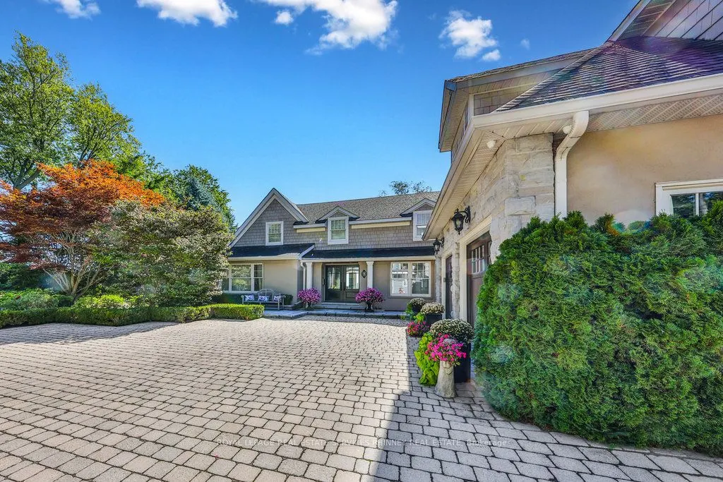 8 Chartwell Road