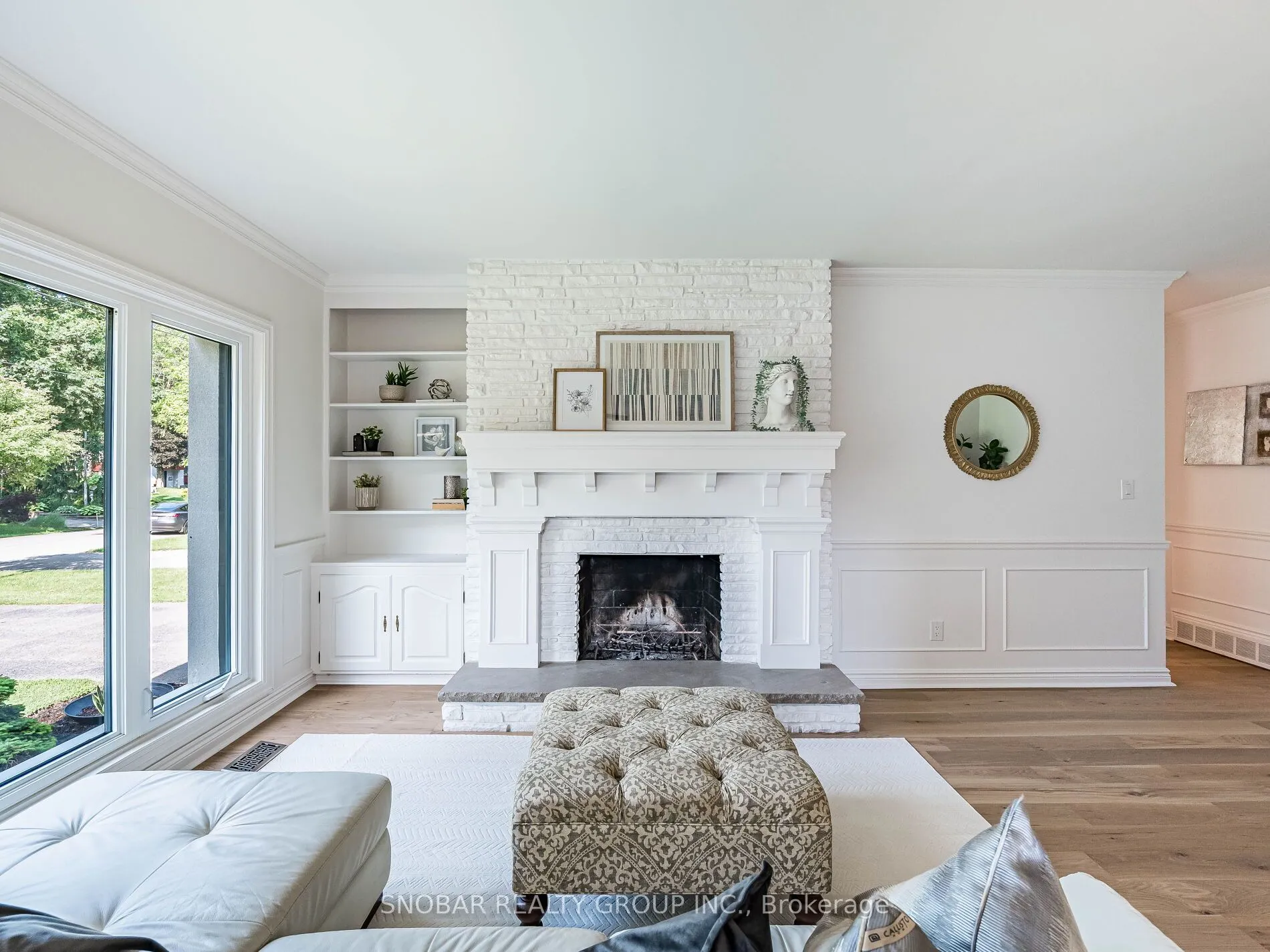 3208 Flynn Crescent