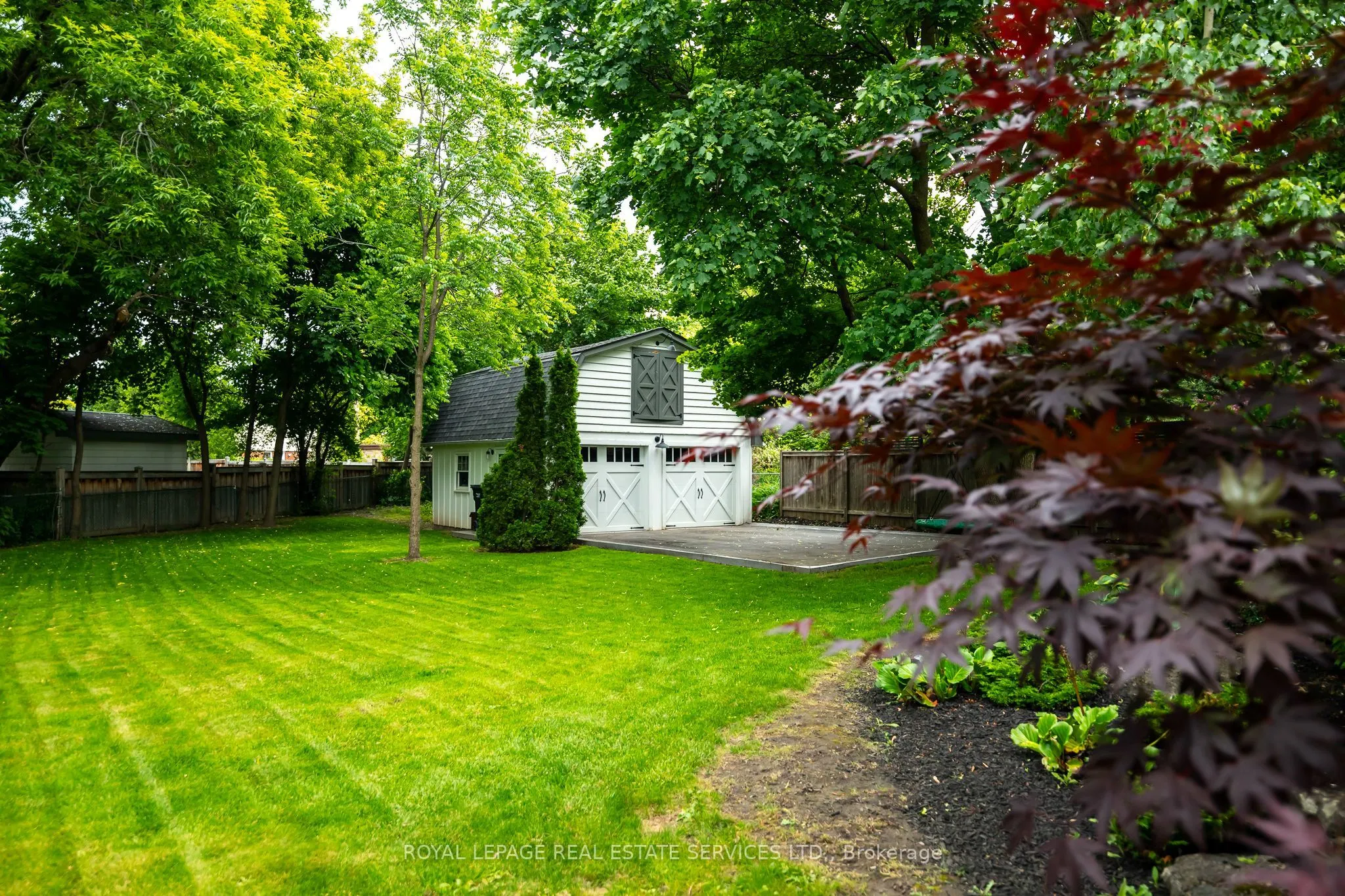 5 Pine Ridge Lane