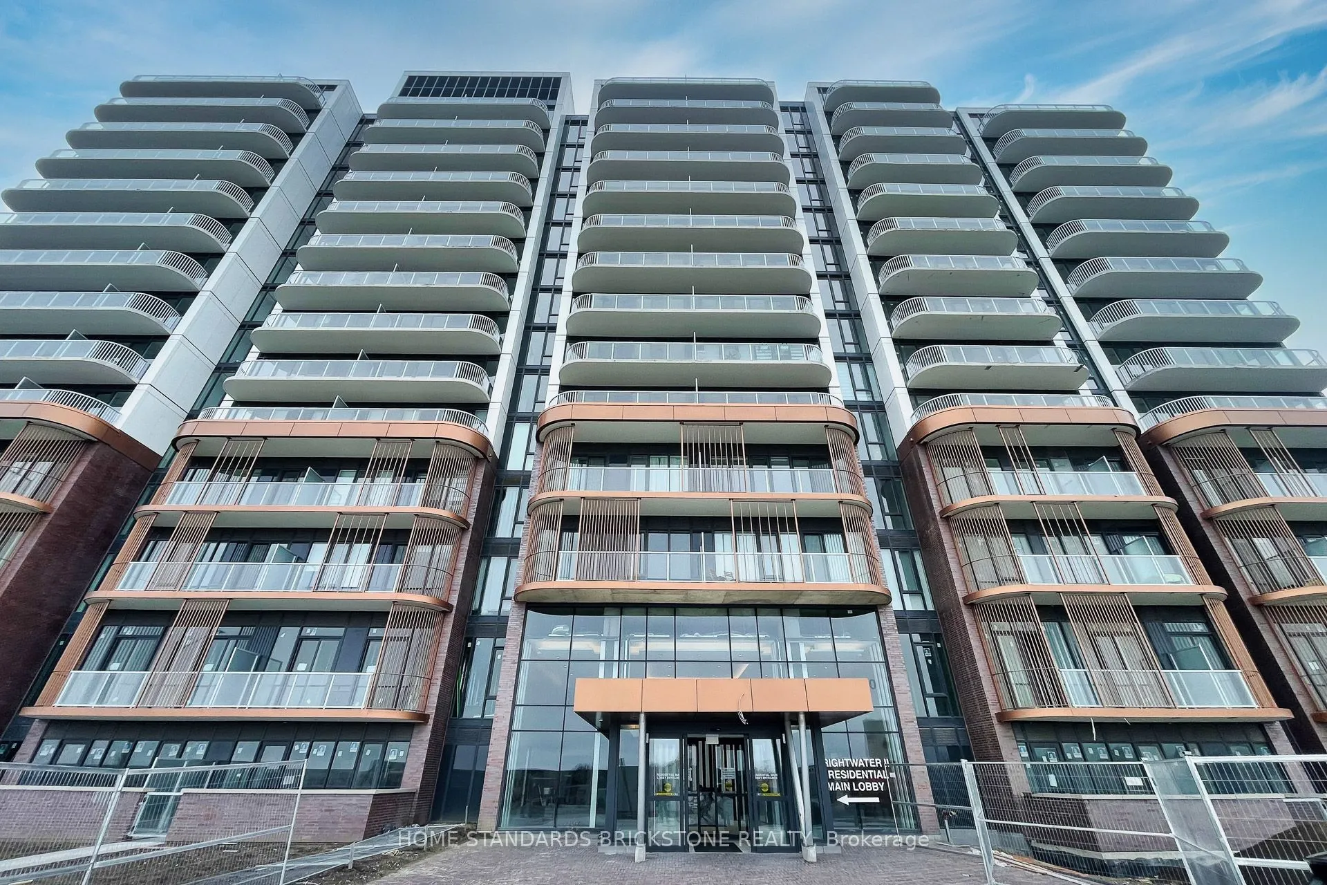 220 Missinnihe Way, #1012