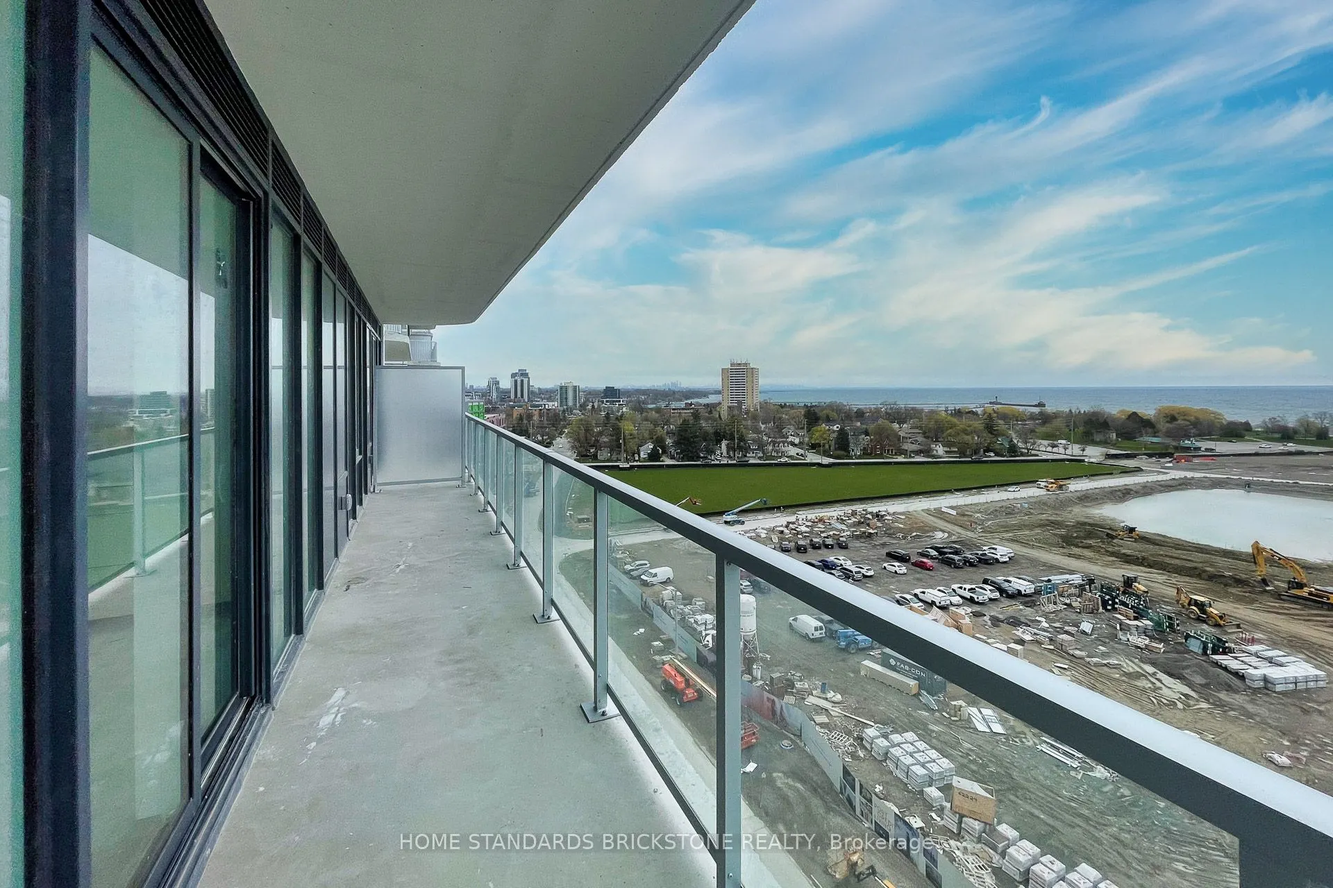 220 Missinnihe Way, #1012