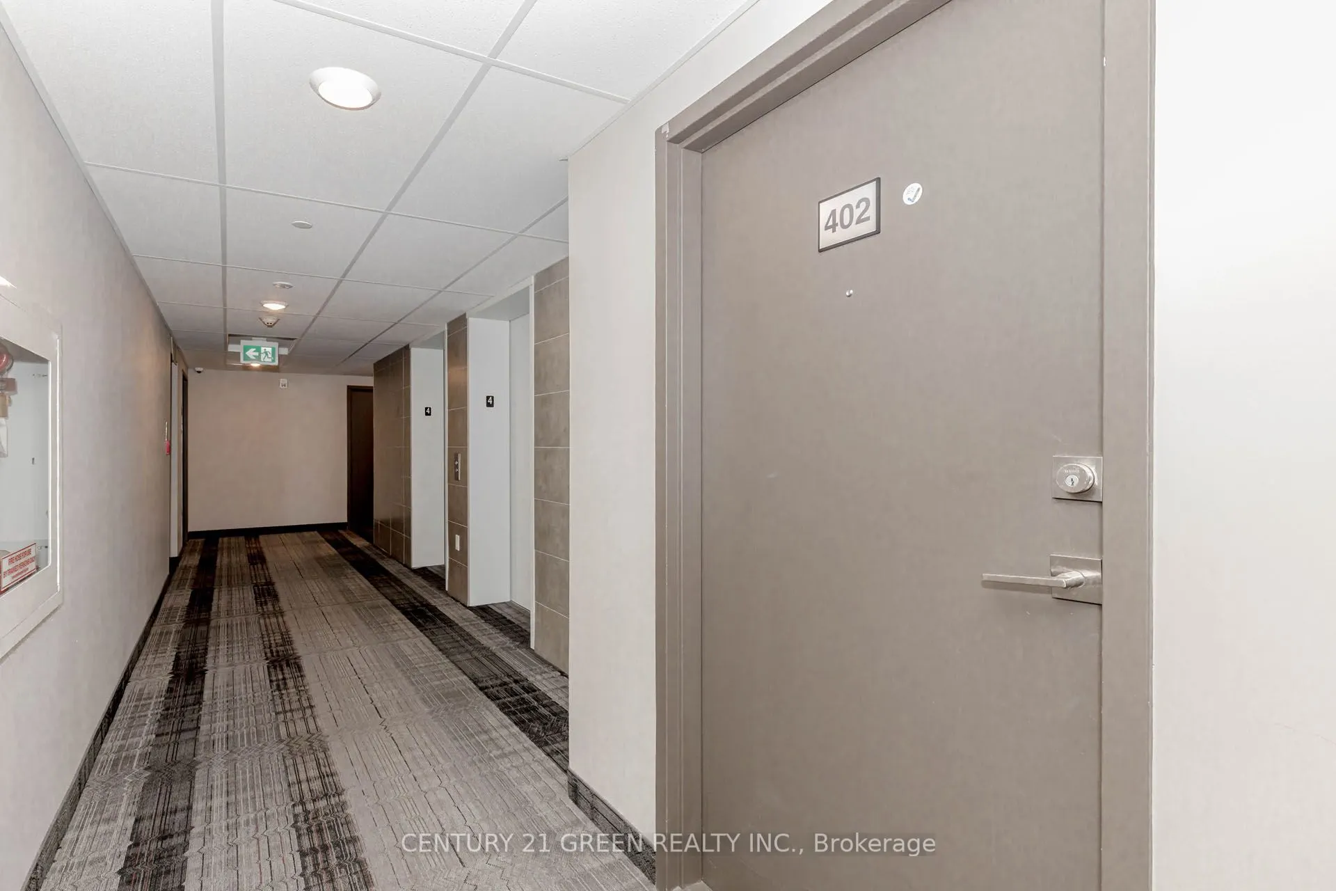 716 Main Street E, #402