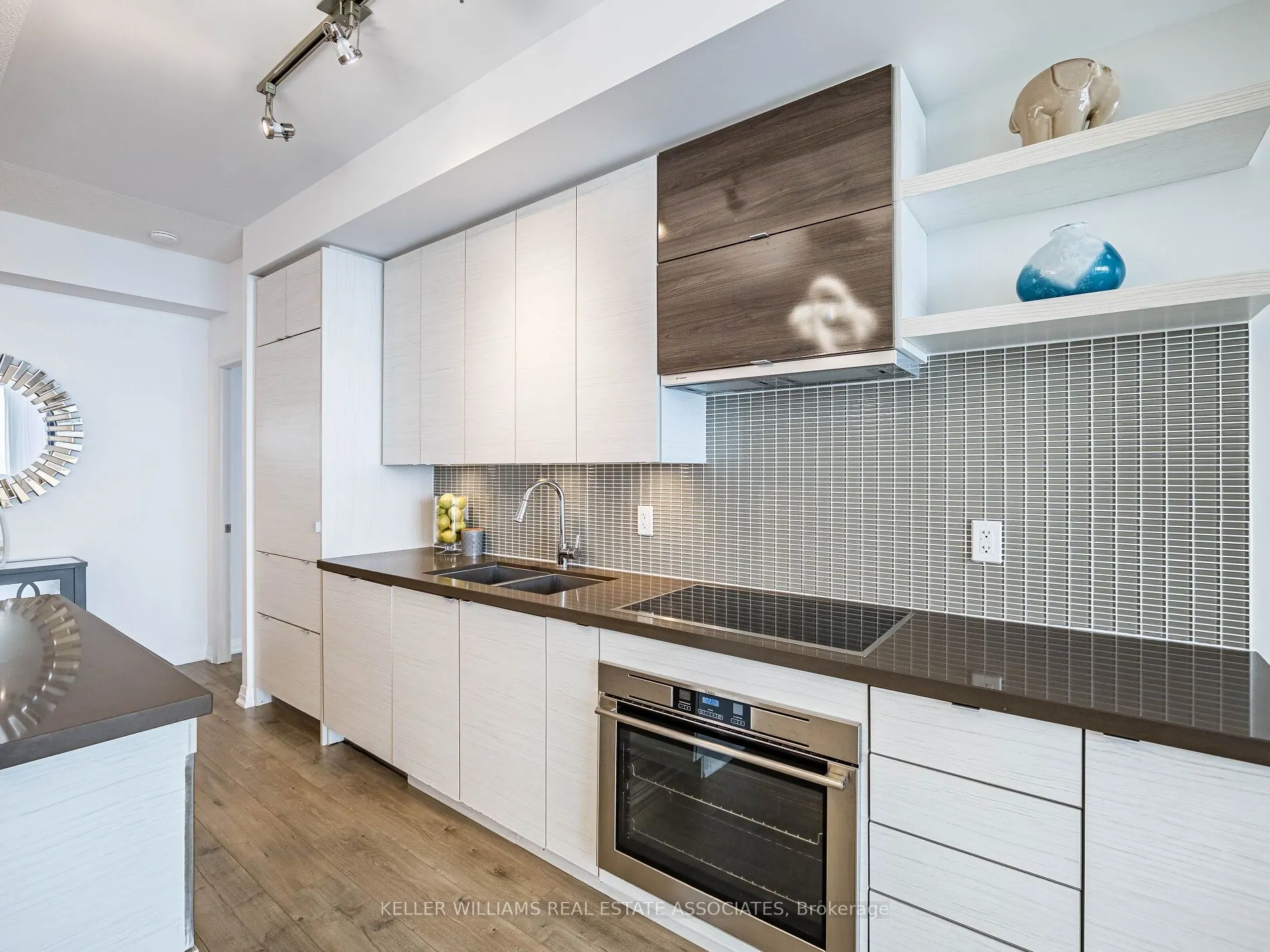 59 Annie Craig Drive, #1003