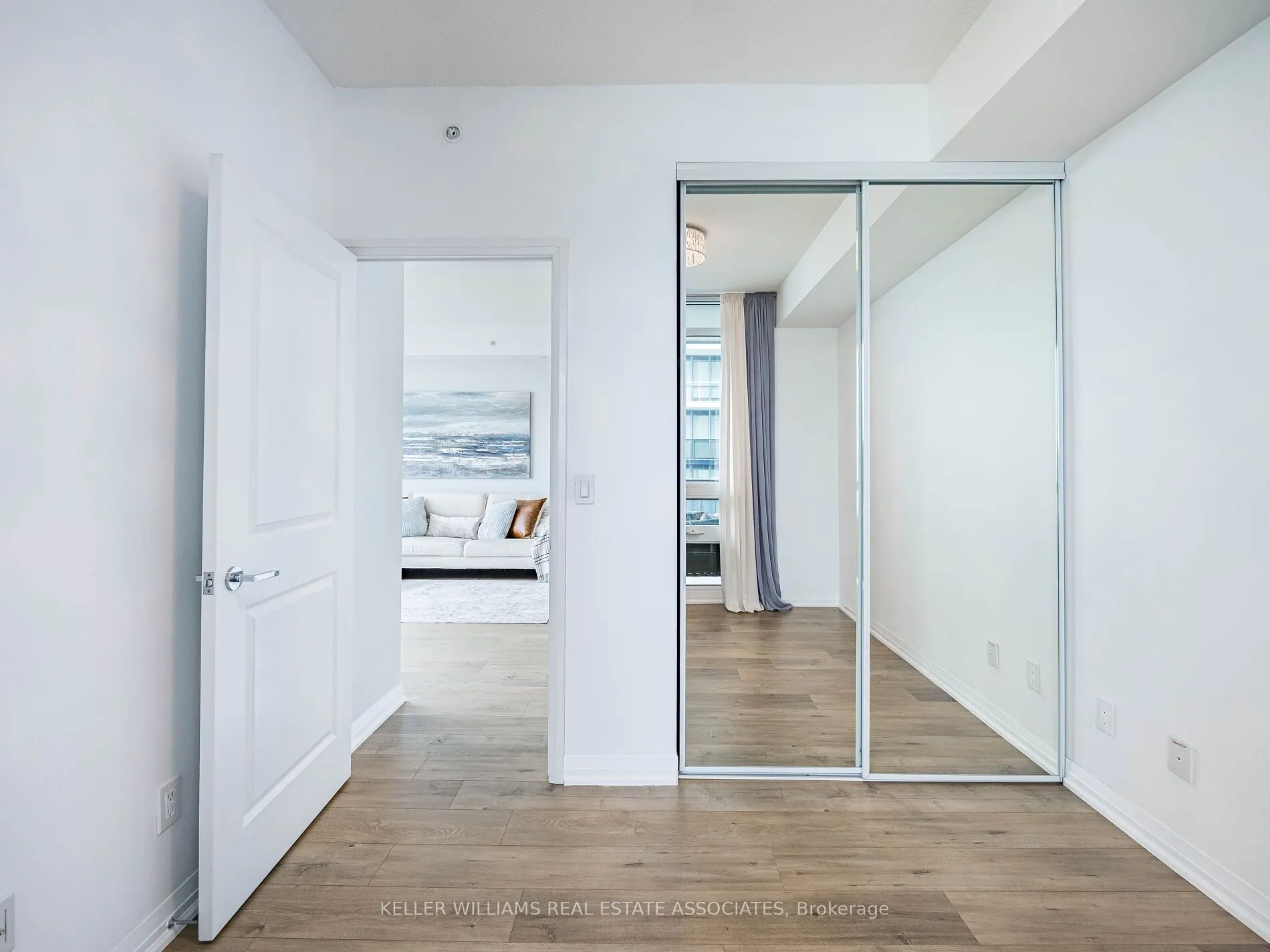 59 Annie Craig Drive, #1003