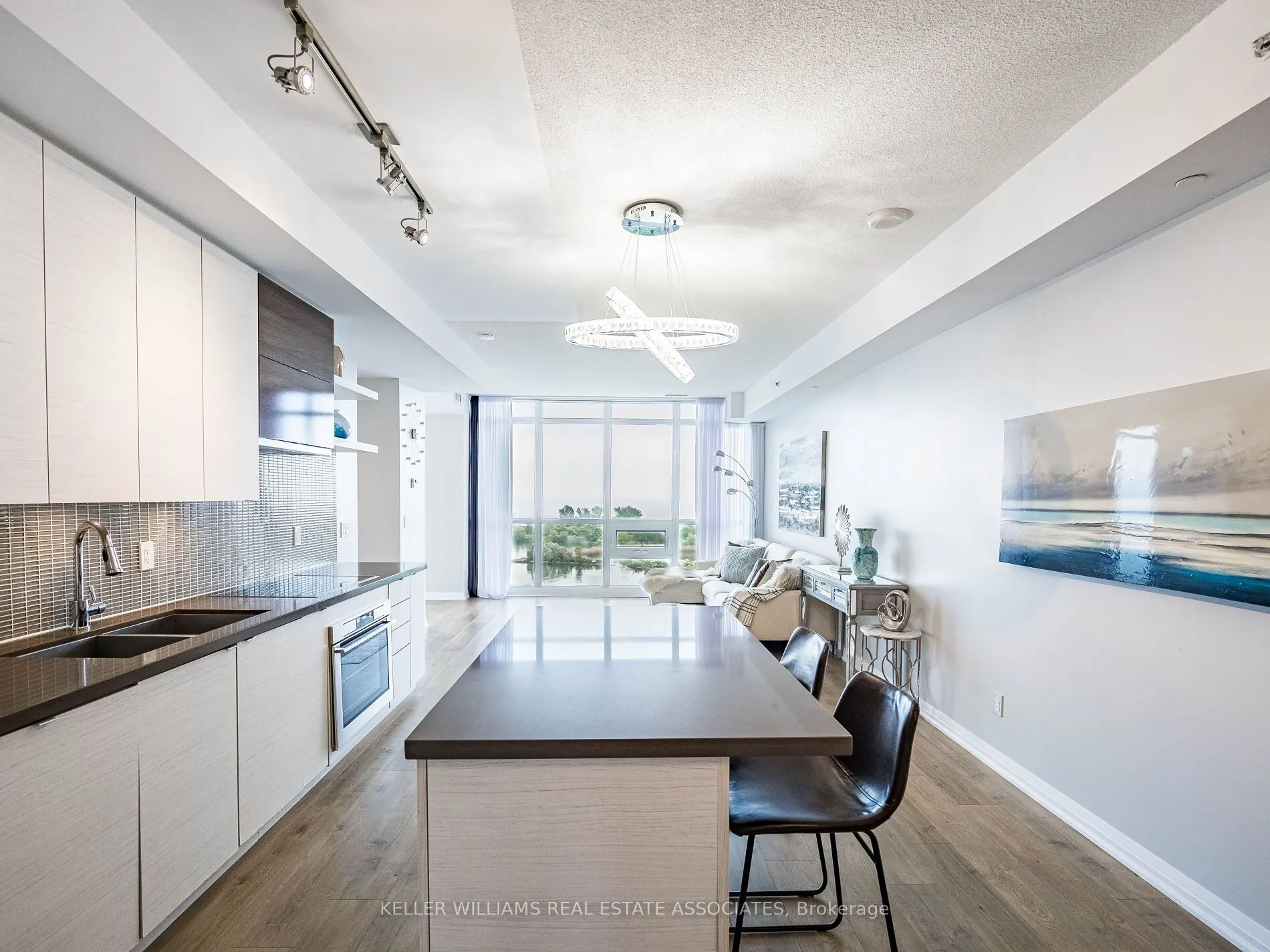 59 Annie Craig Drive, #1003