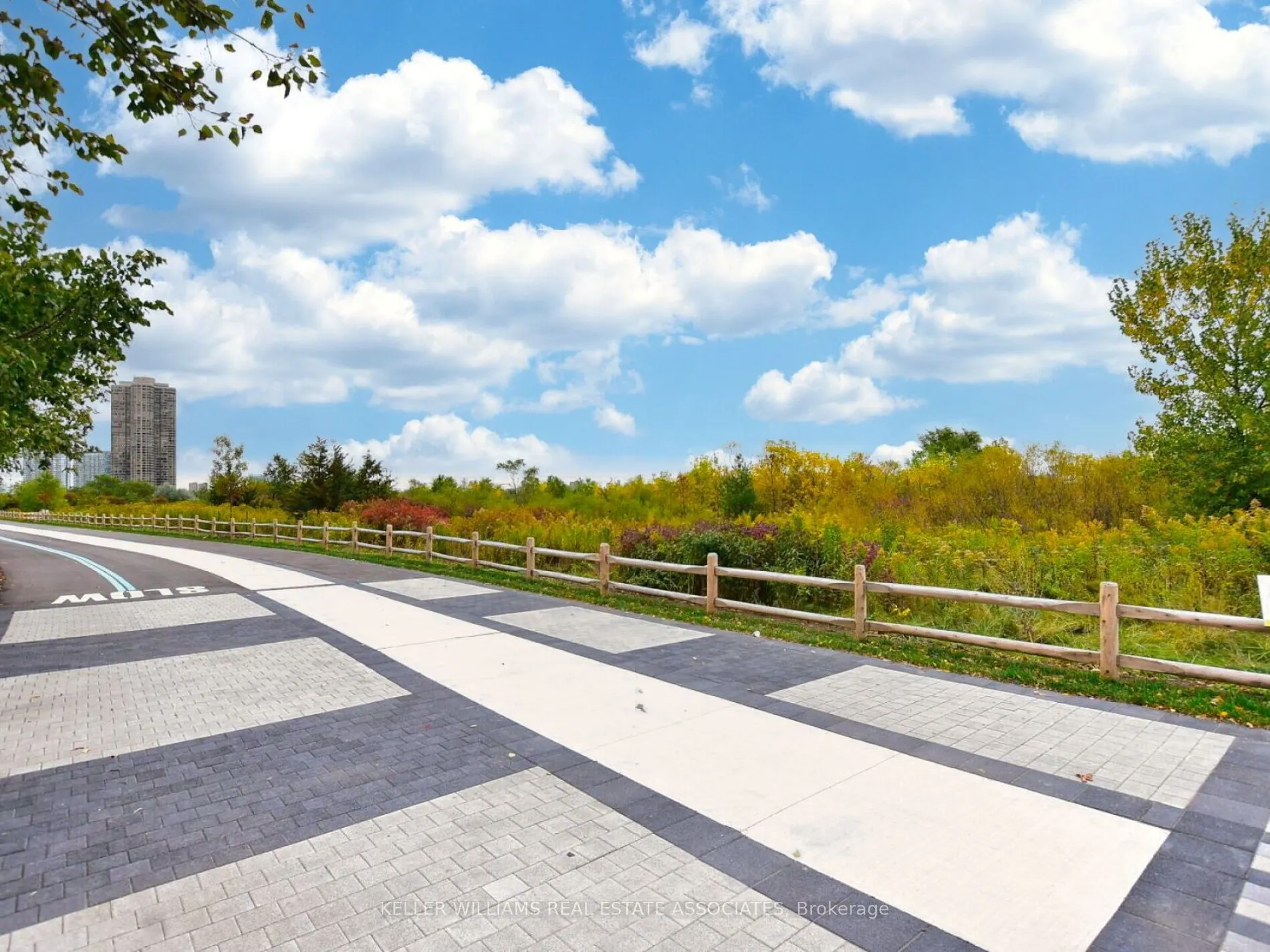 59 Annie Craig Drive, #1003