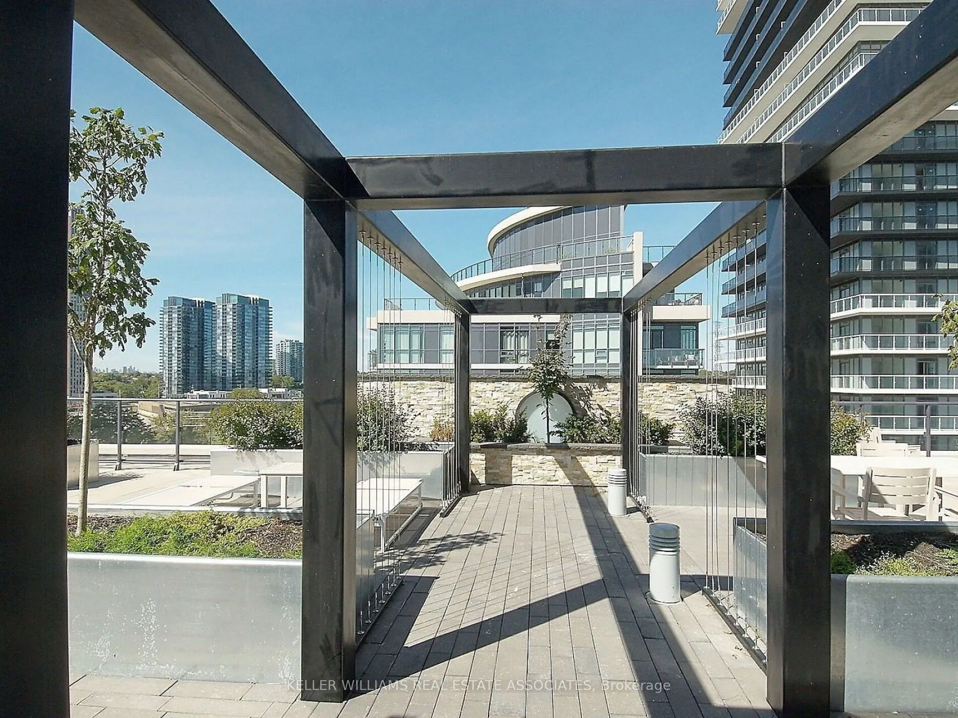 59 Annie Craig Drive, #1003