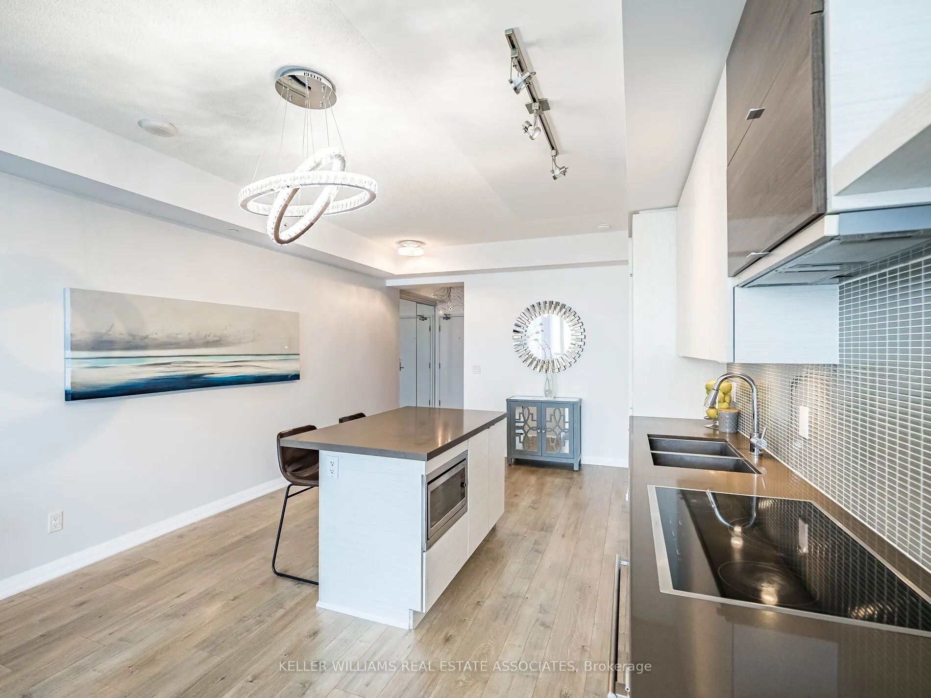 59 Annie Craig Drive, #1003