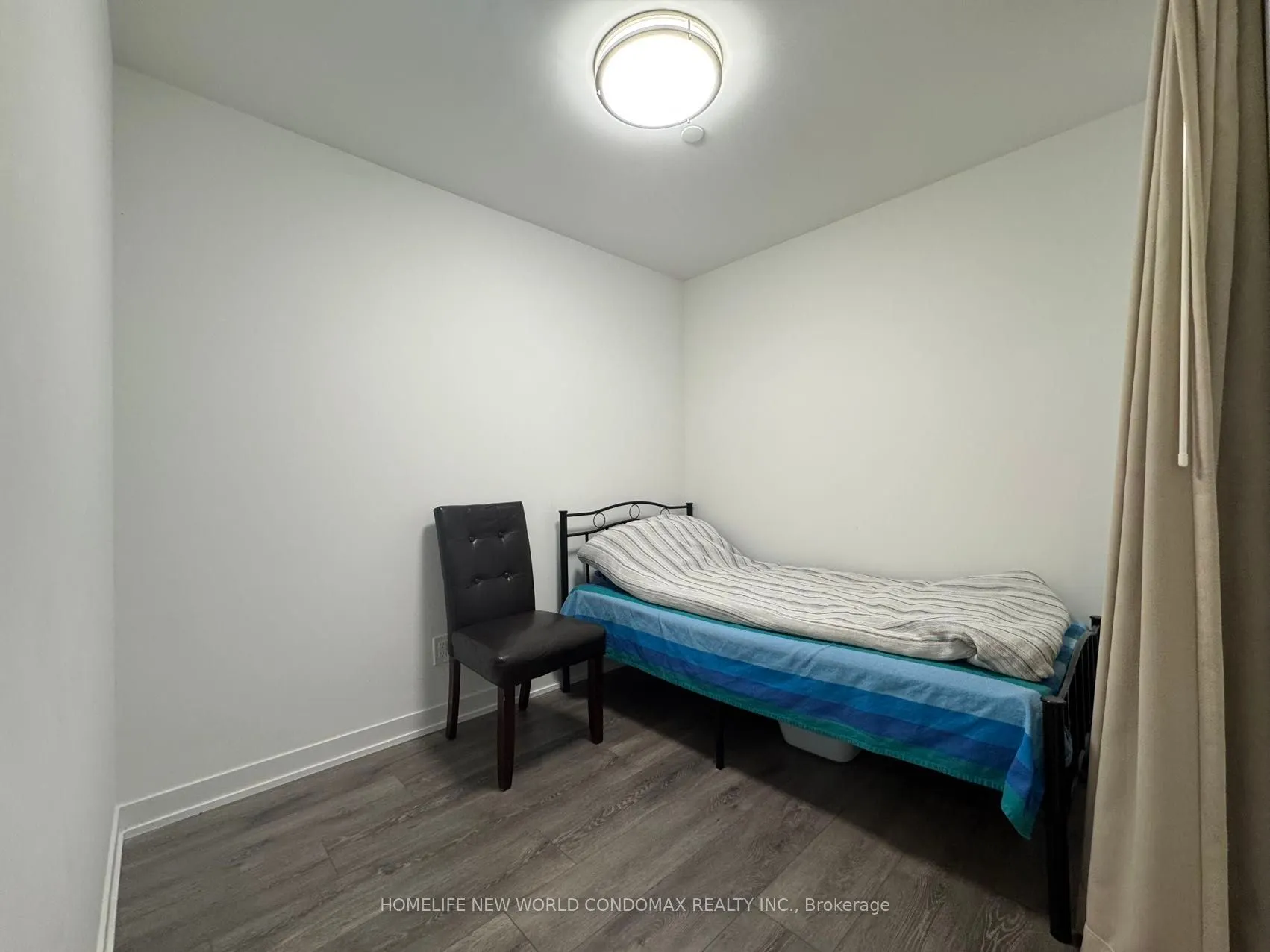 1787 ST. CLAIR Avenue W #609