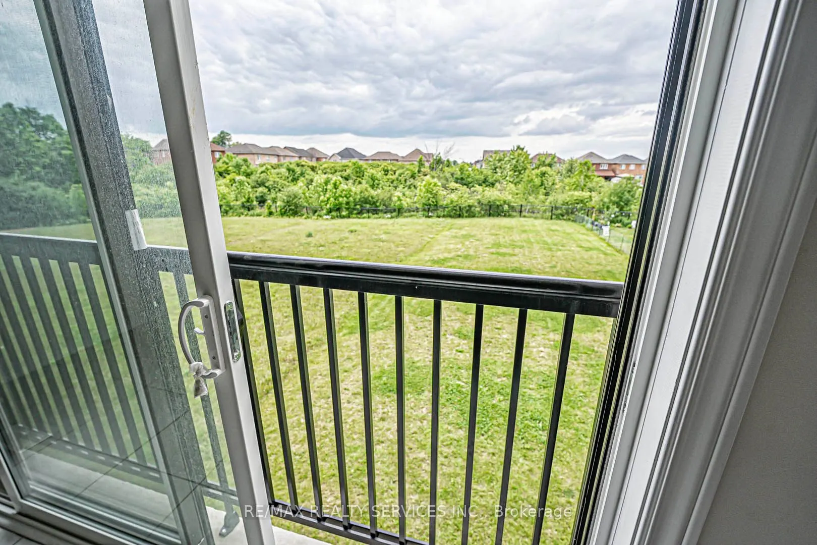 43 Rainbrook Close