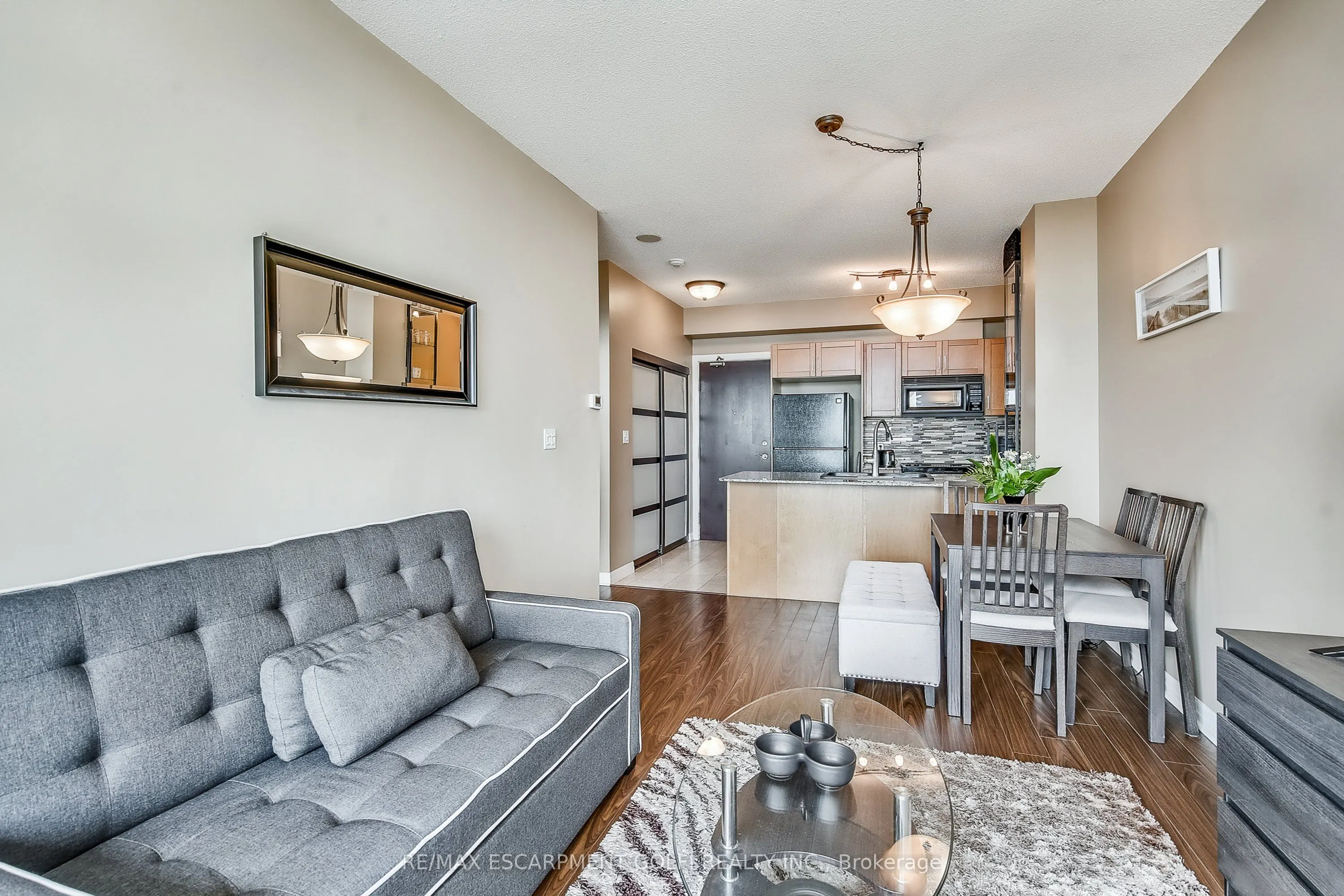 1359 Rathburn Road E, #902