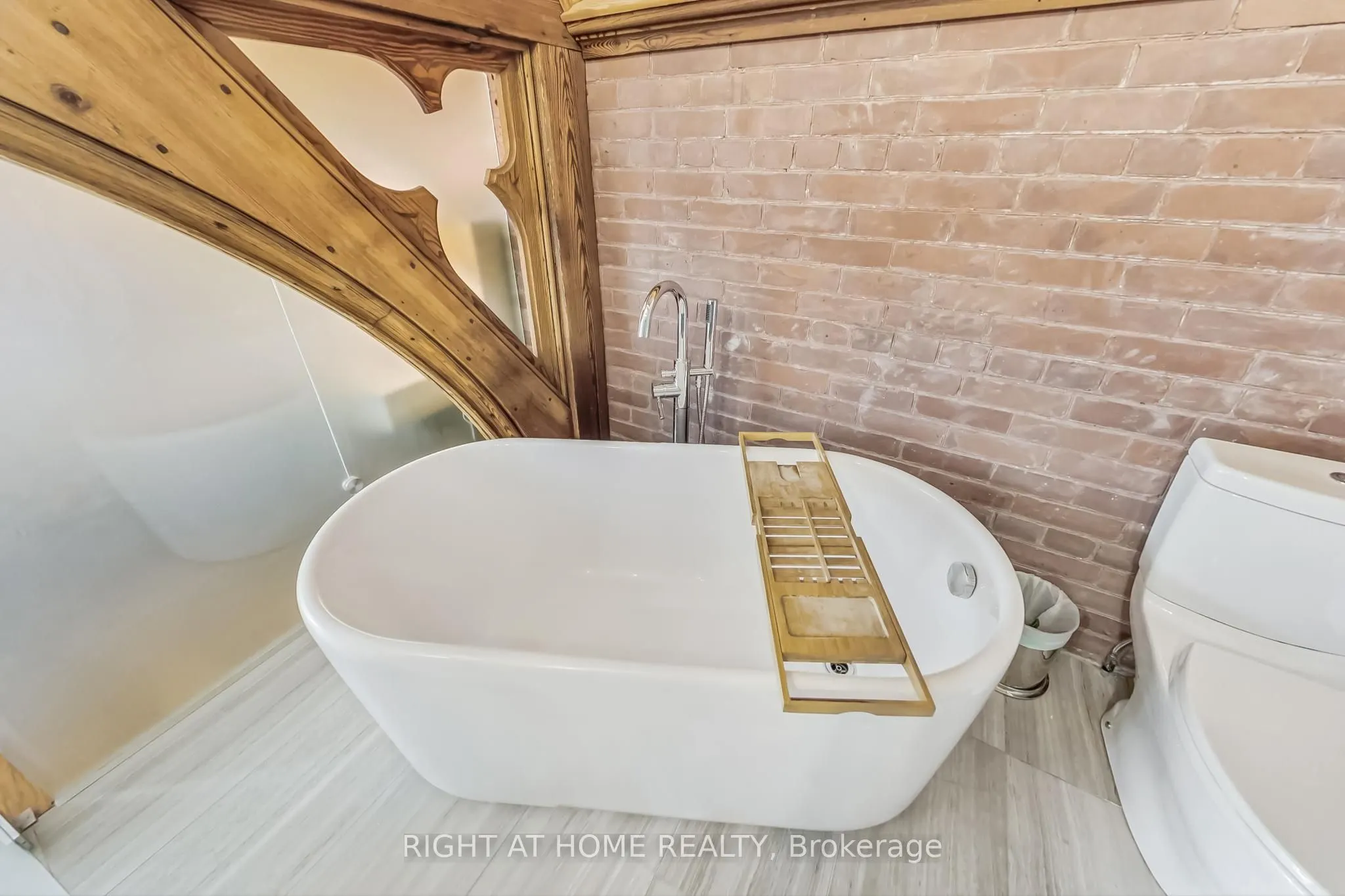 40 Westmoreland Avenue, #10