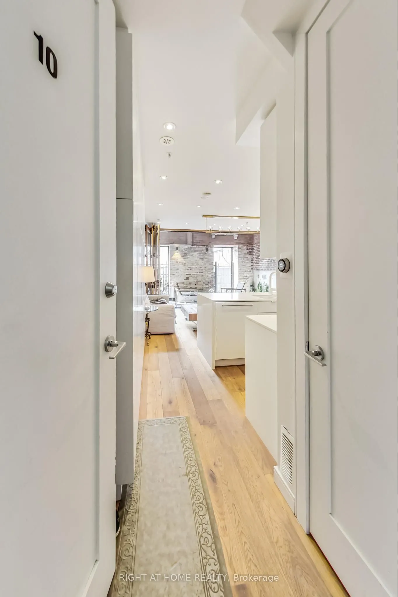40 Westmoreland Avenue, #10