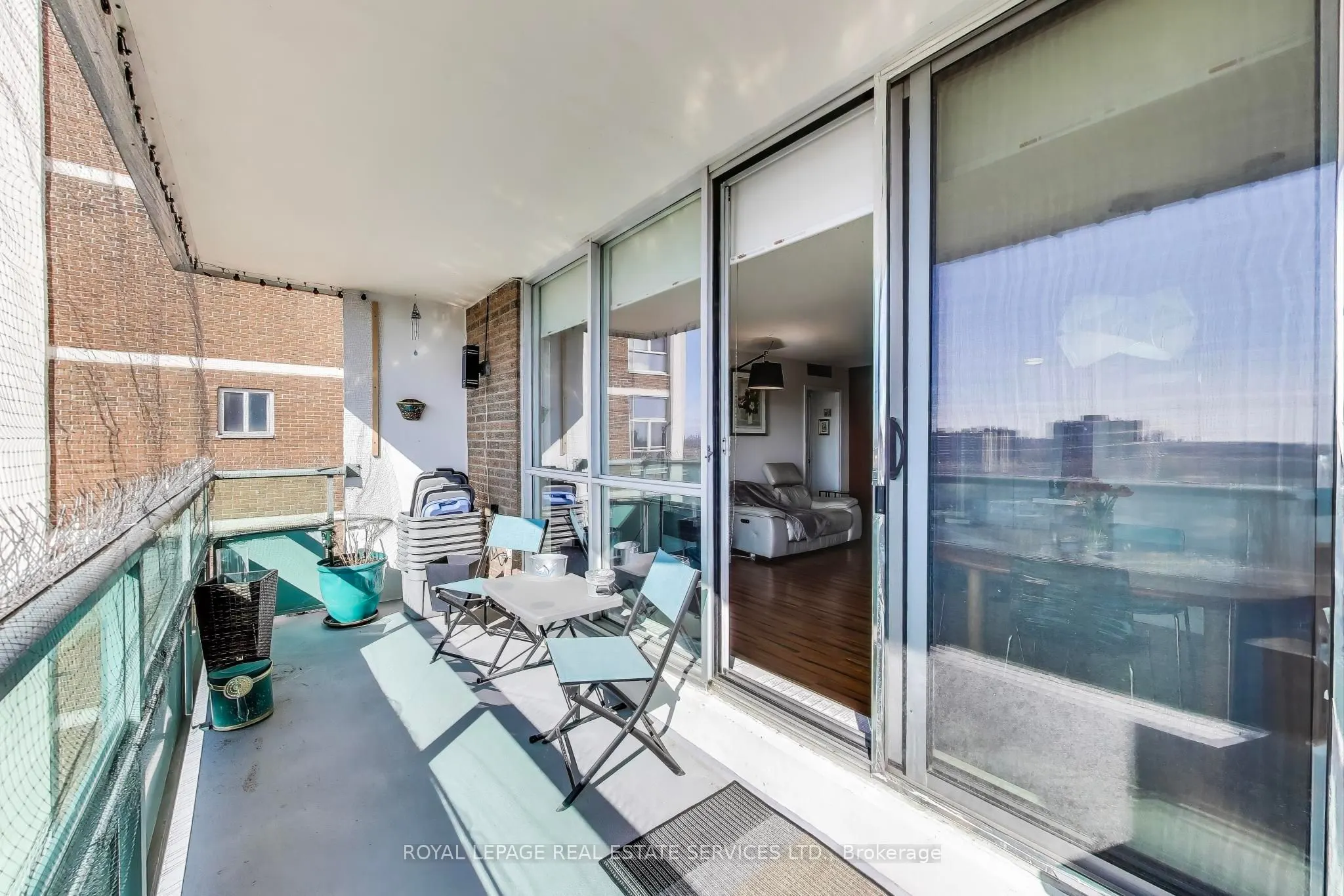 44 Longbourne Drive, #1008