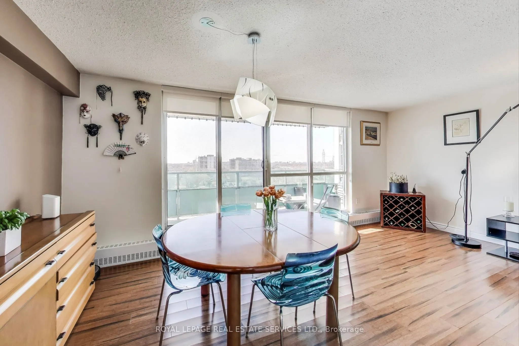 44 Longbourne Drive, #1008