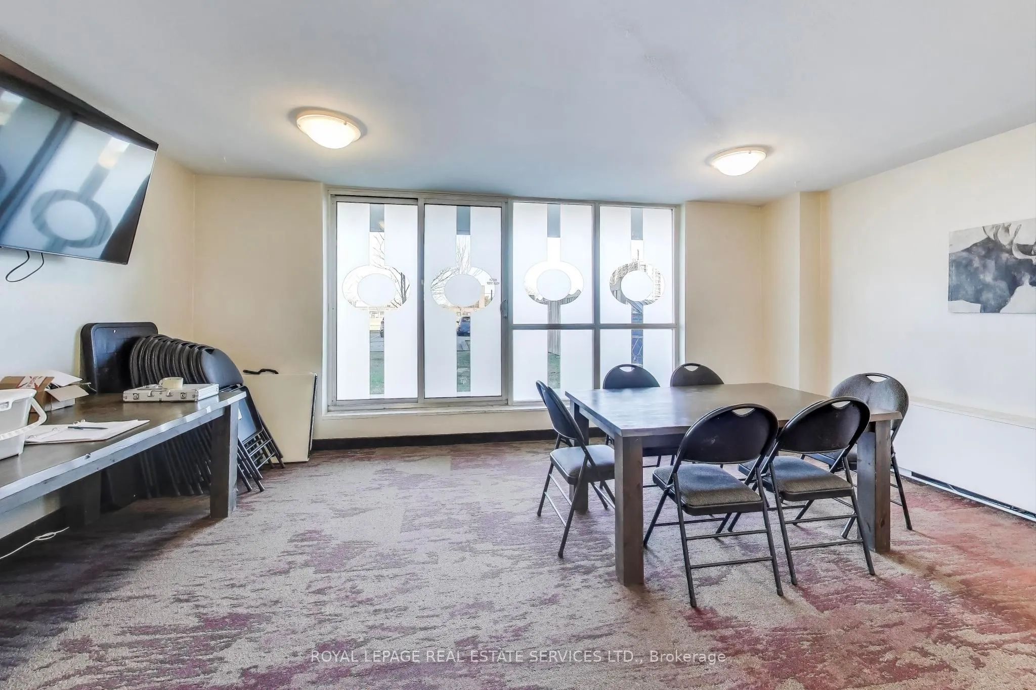 44 Longbourne Drive, #1008