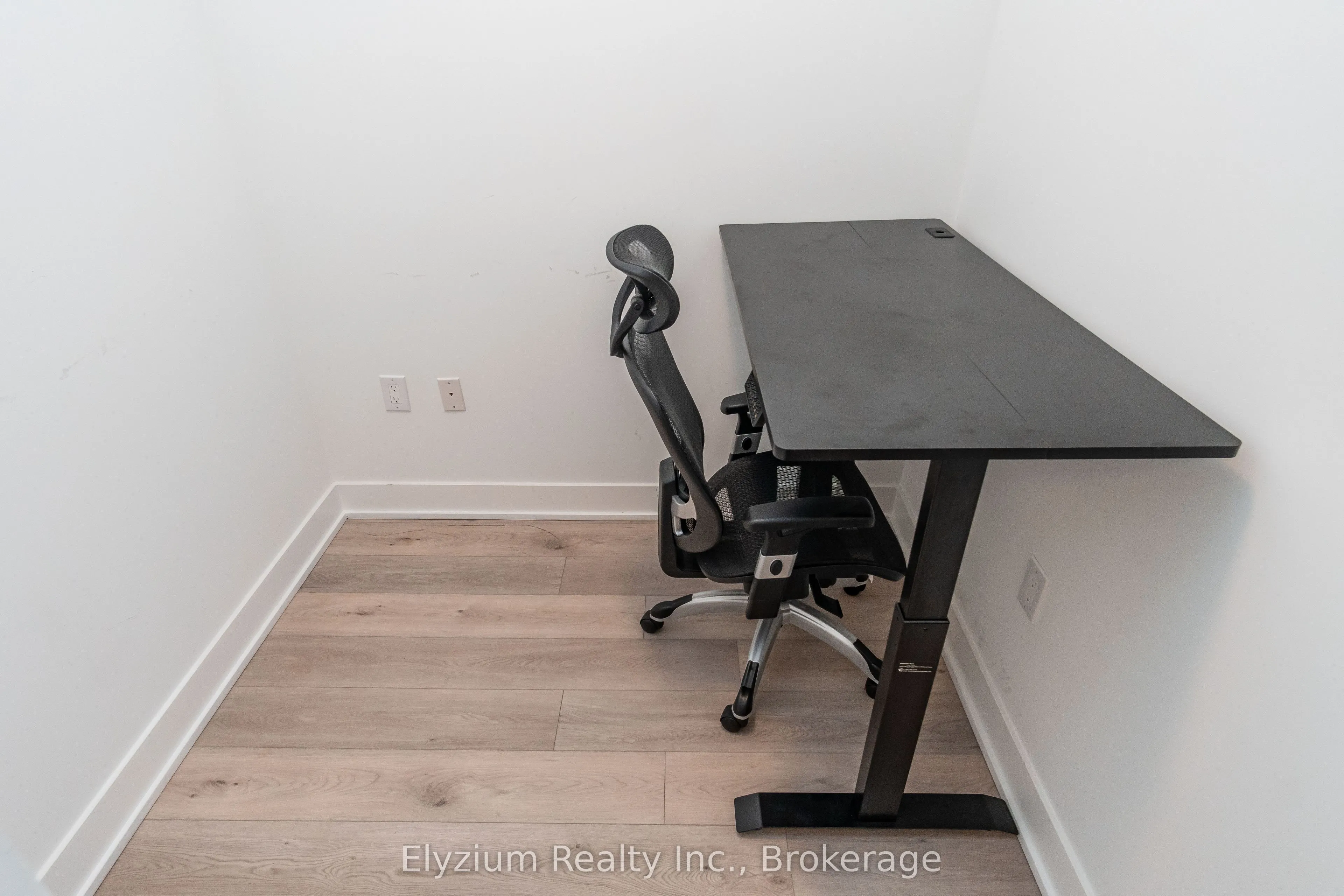 50 George Butchart Drive, #112