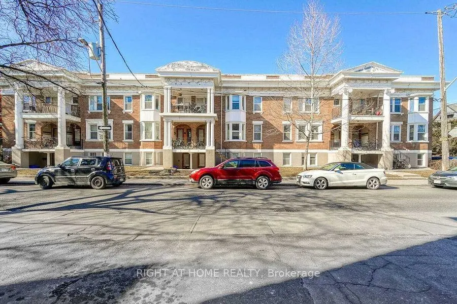 1317 King Street W, #1
