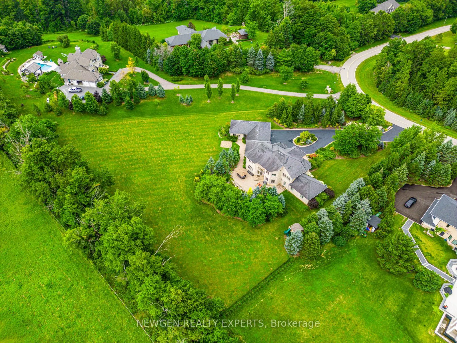 15 Abbitt Crescent