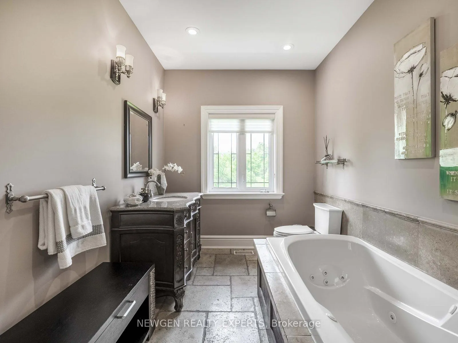 15 Abbitt Crescent