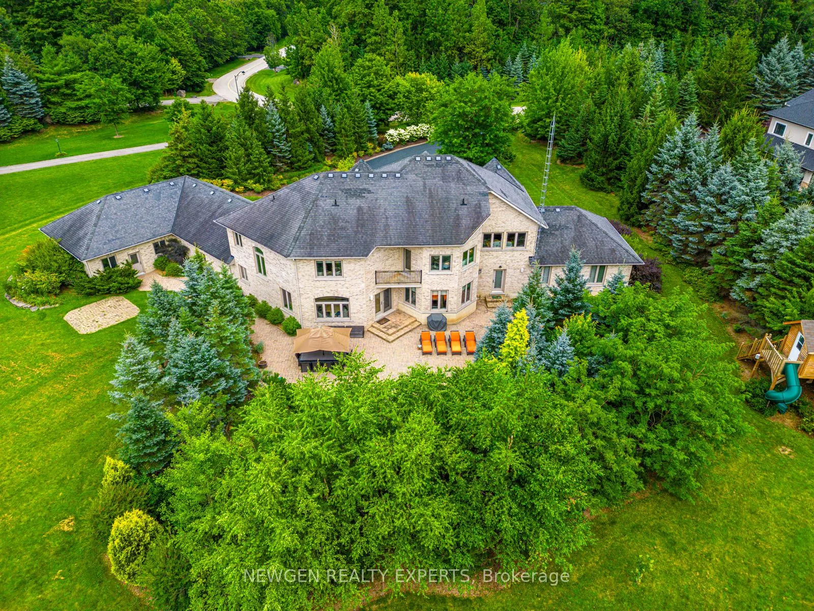 15 Abbitt Crescent
