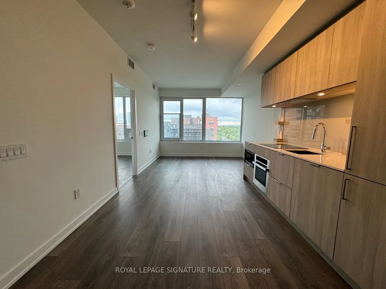 28 Ann Street, #718