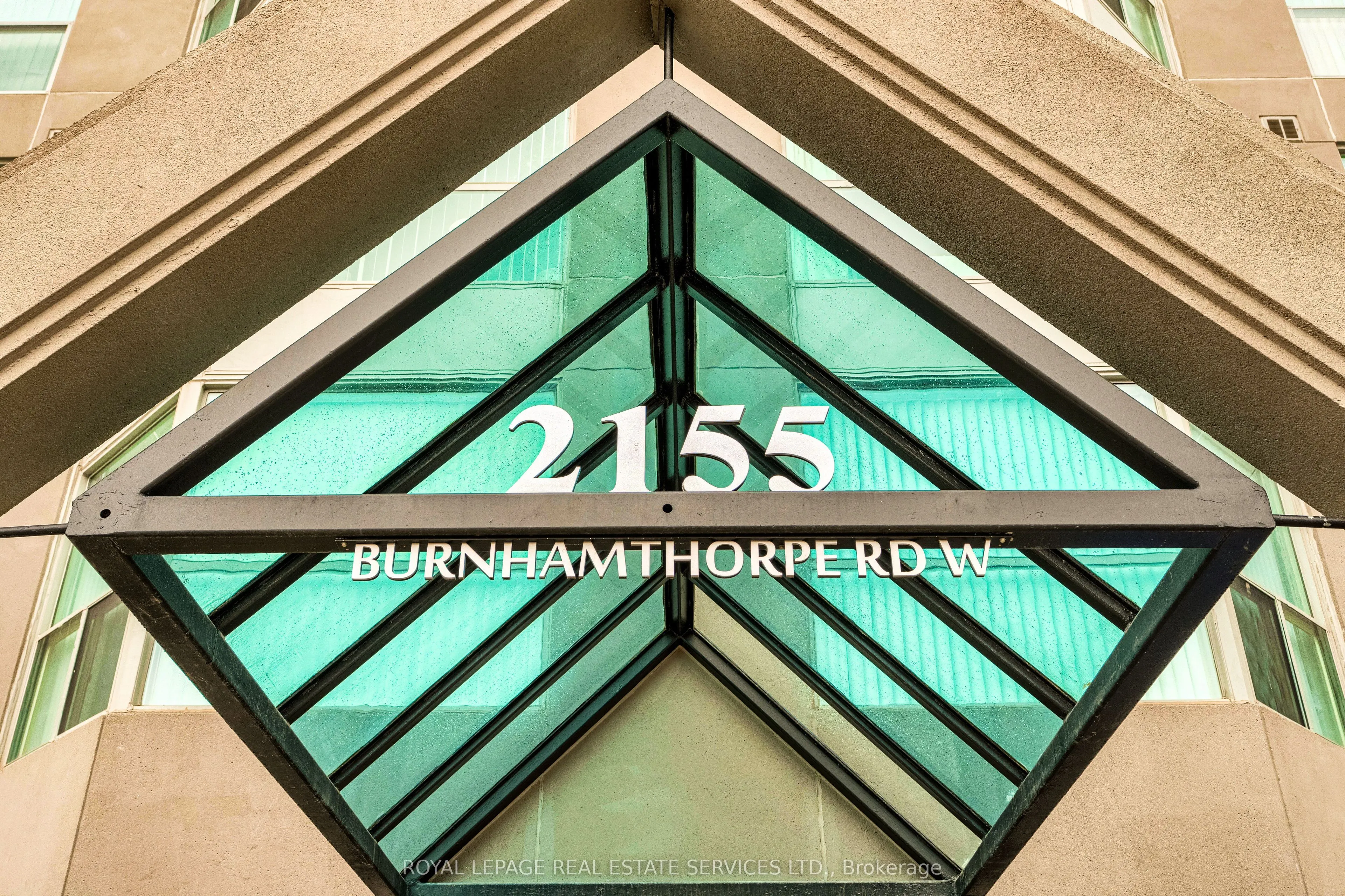2155 Burnhamthorpe Road W, #902