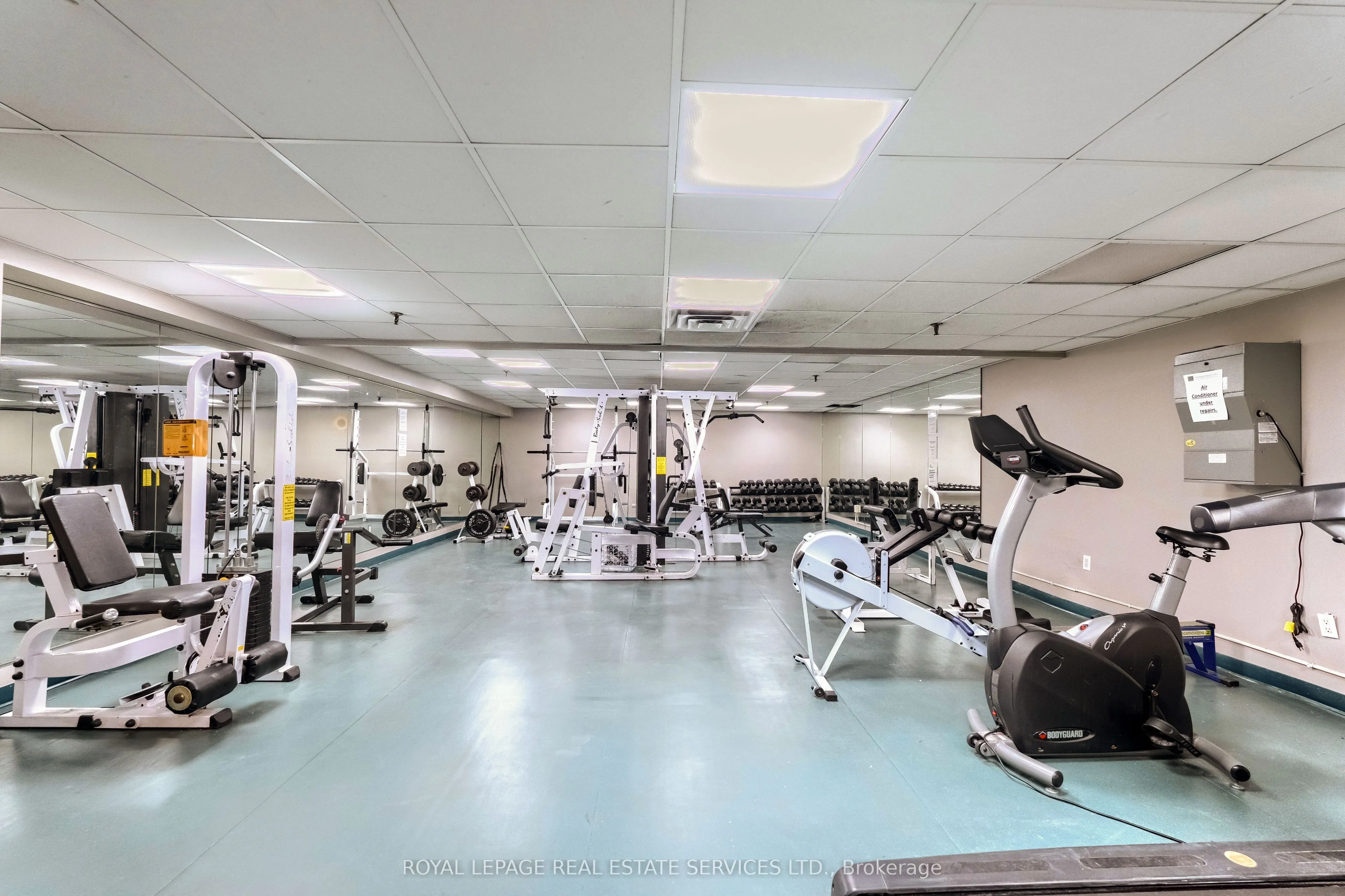 2155 Burnhamthorpe Road W, #902