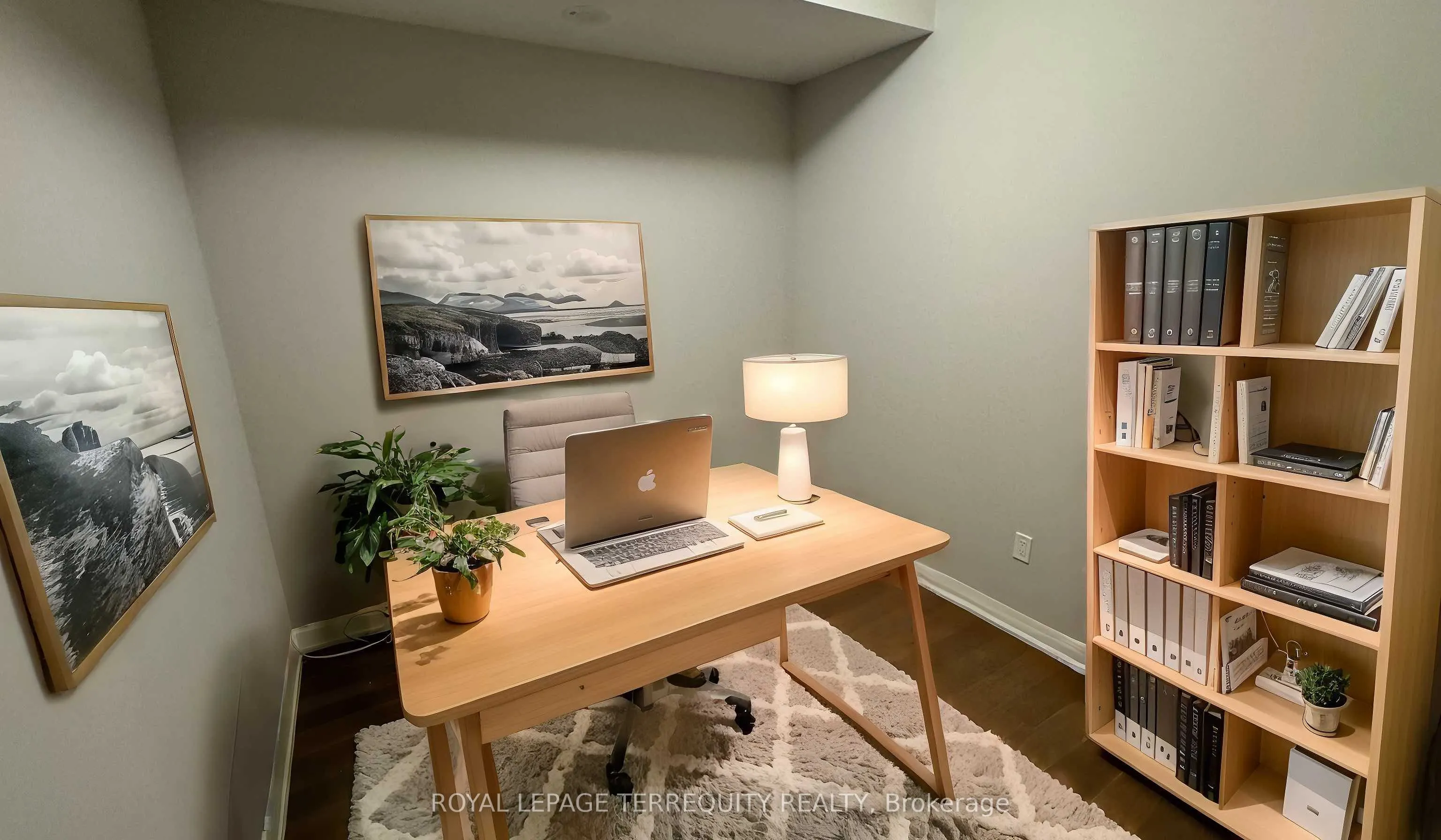 1415 Dundas Street E, #403
