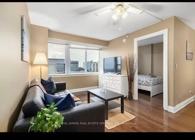 2737 Keele Street, #419