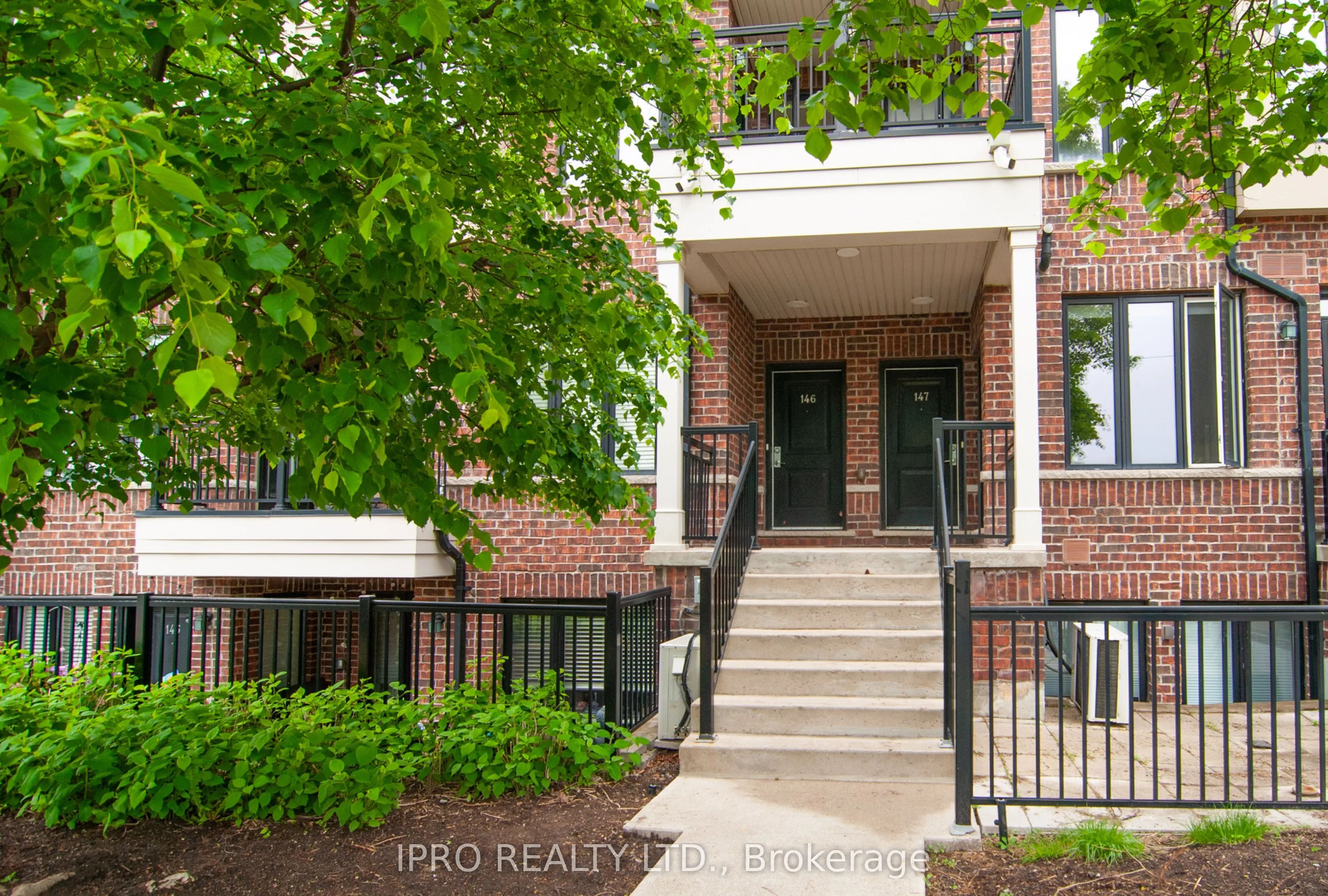 50 Carnation Avenue, #146