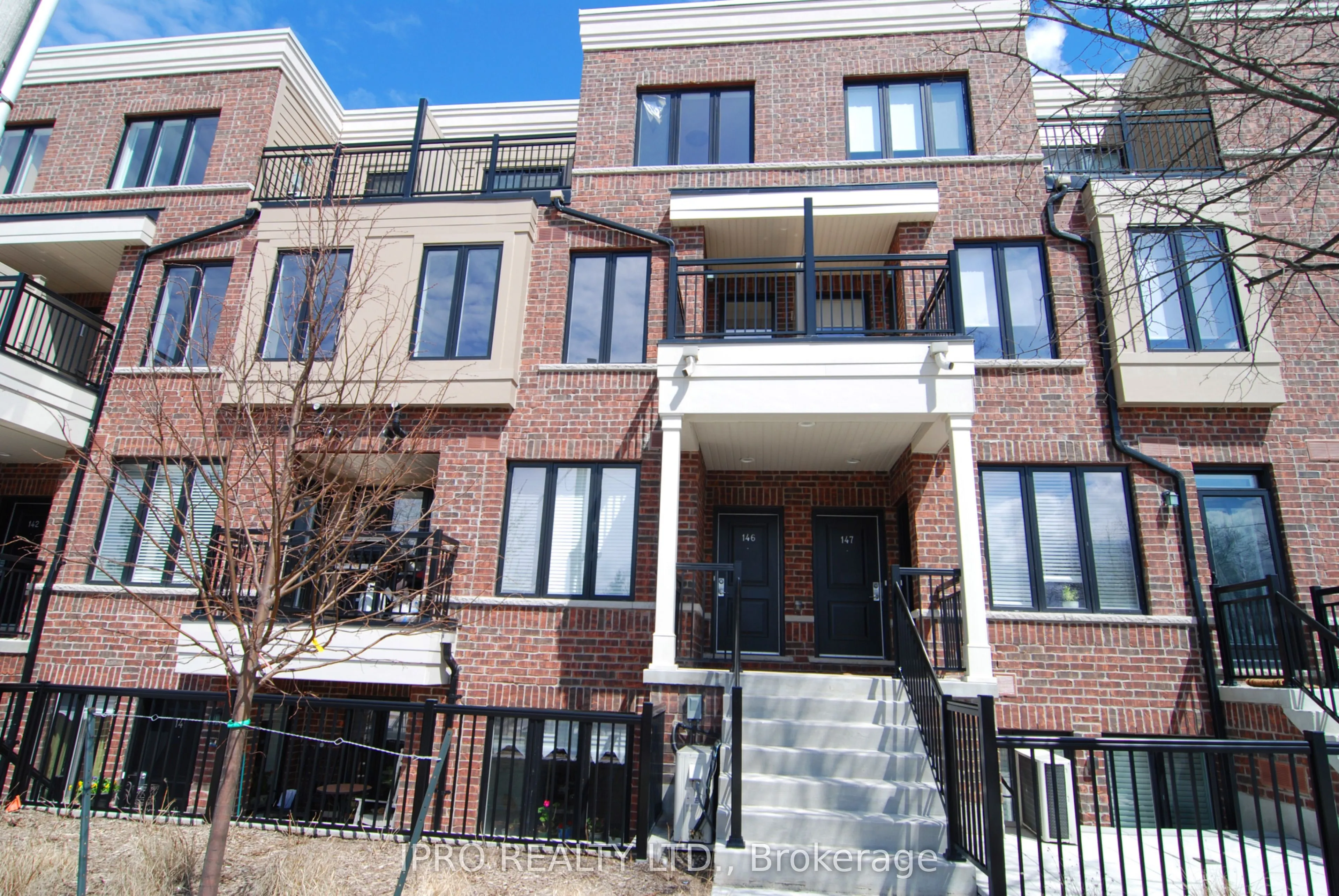 50 Carnation Avenue, #146