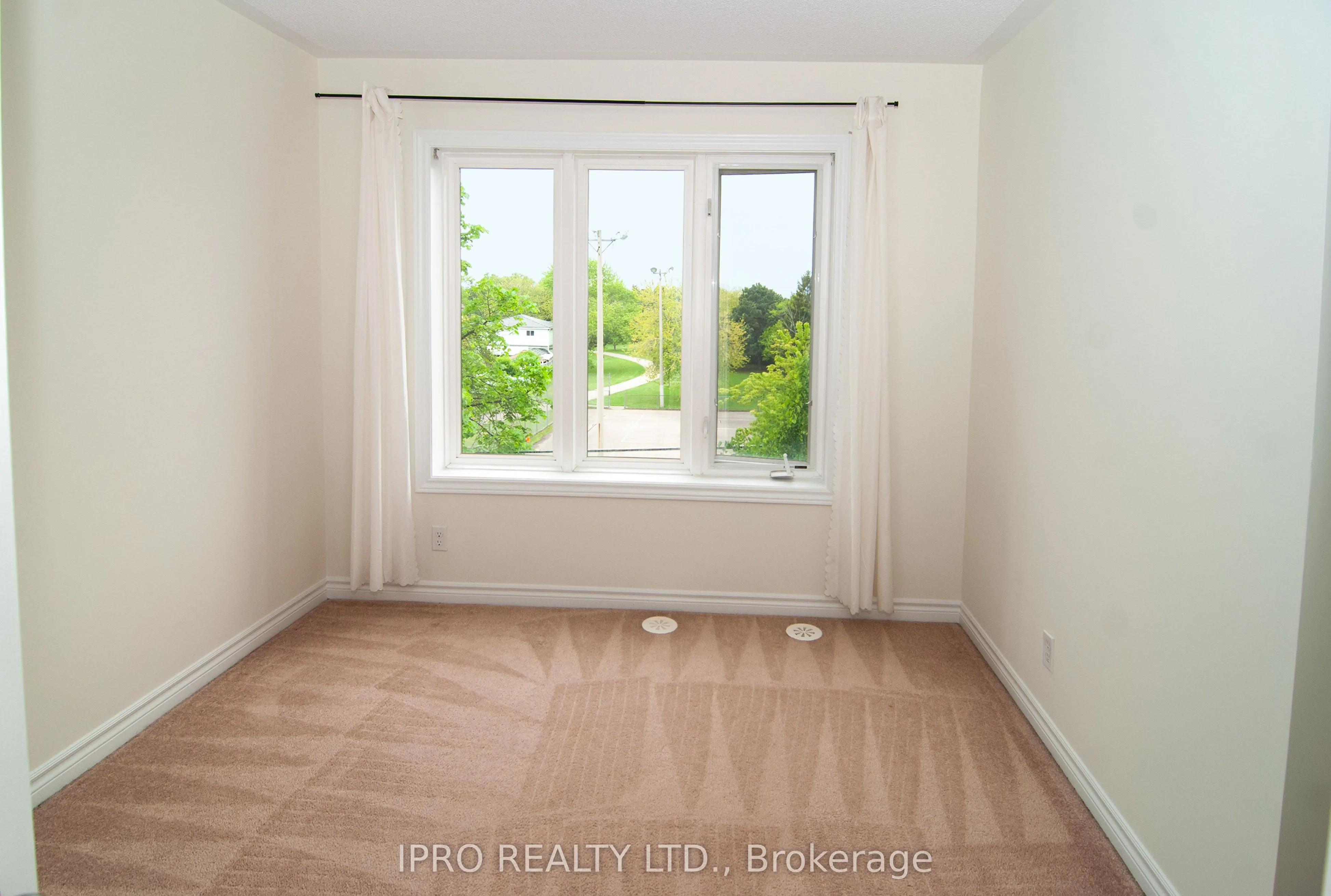 50 Carnation Avenue, #146