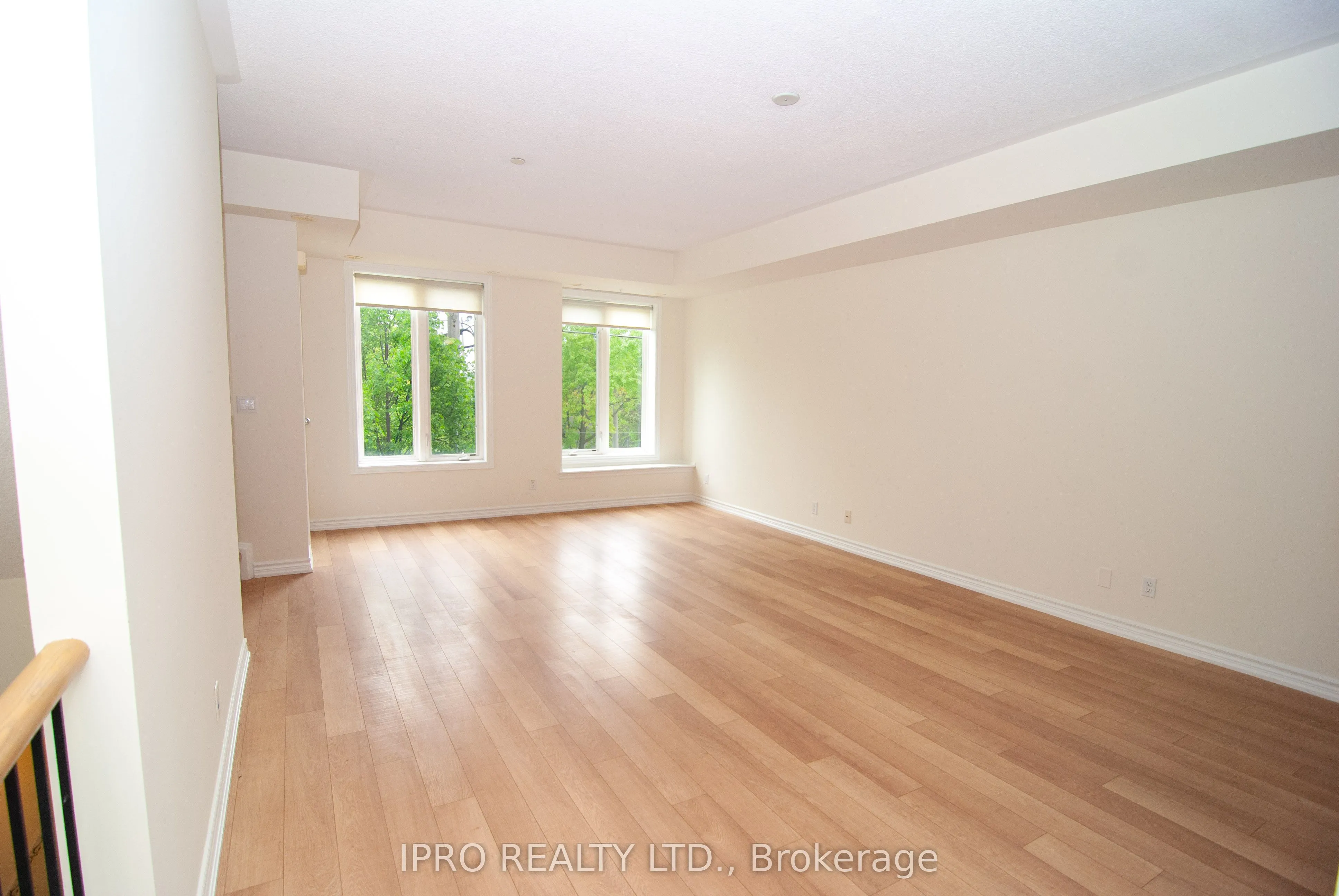 50 Carnation Avenue, #146