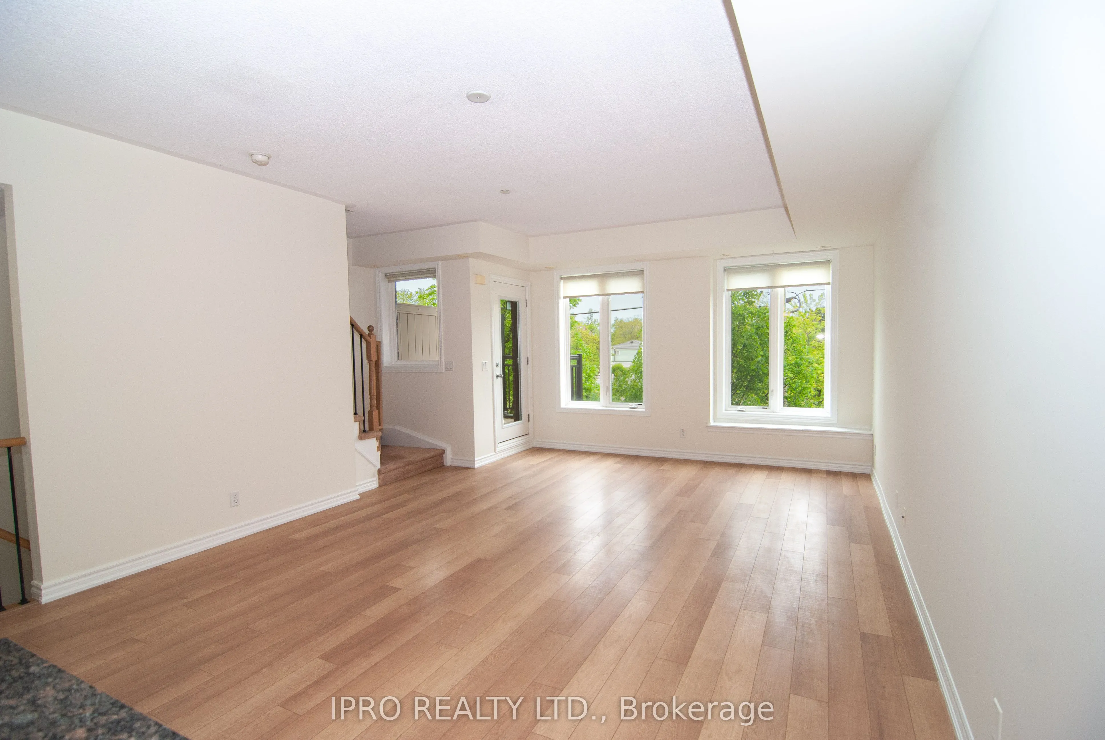 50 Carnation Avenue, #146