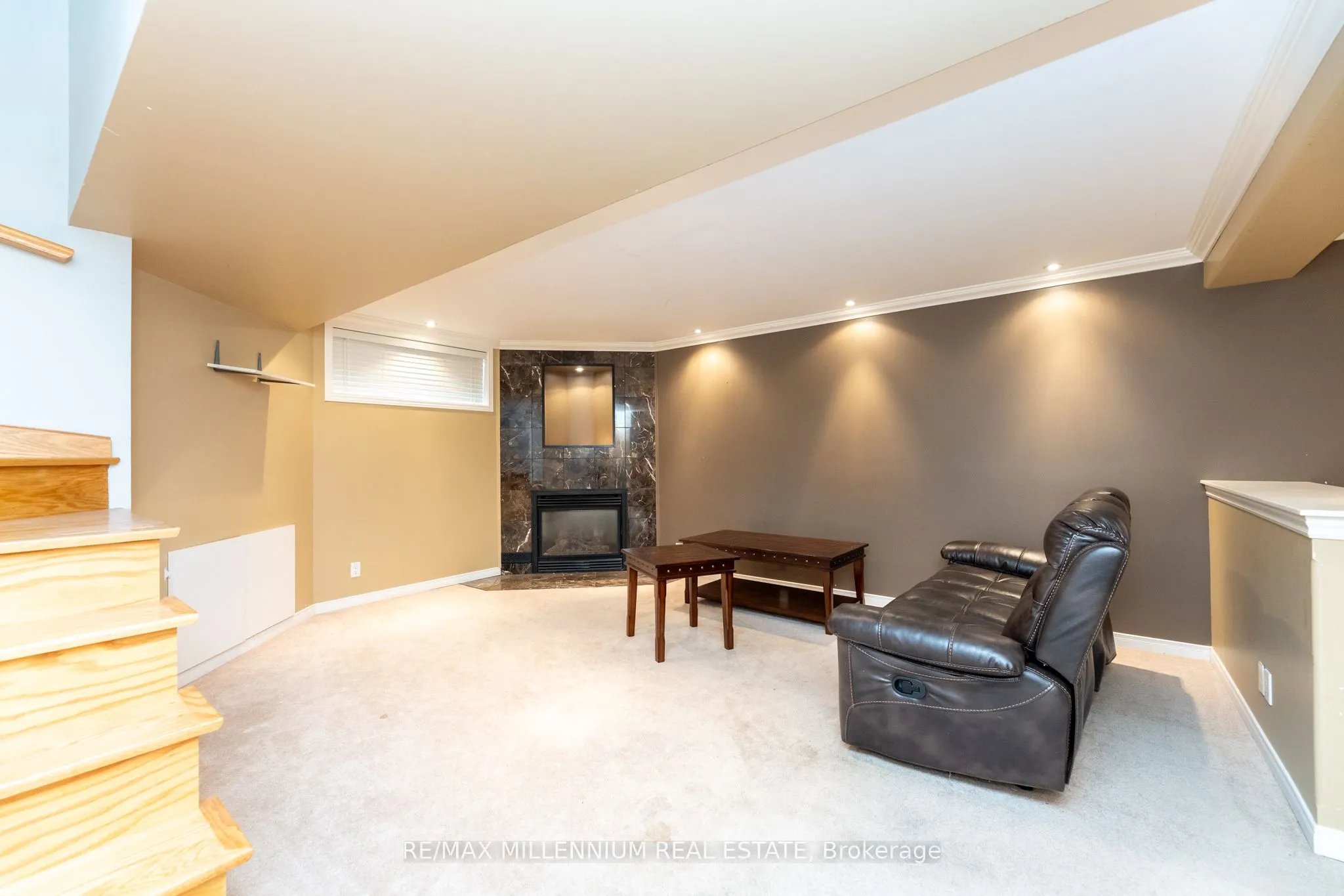 7 Graham Crescent