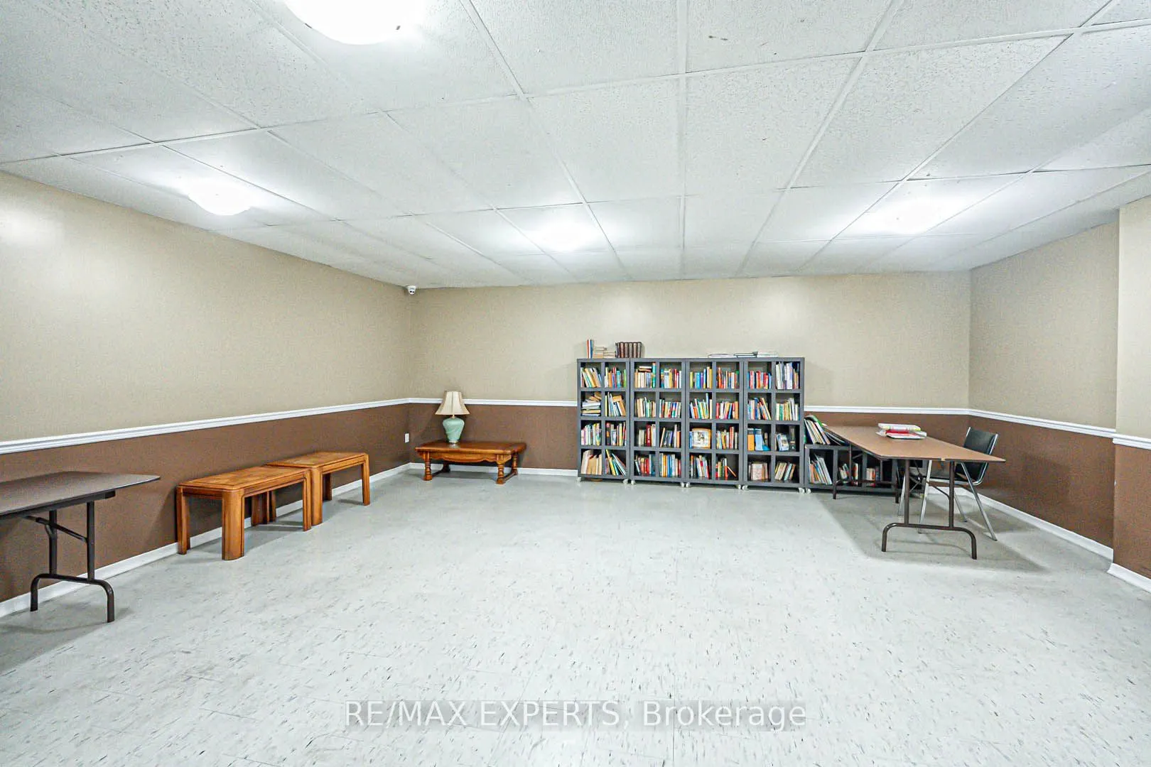 1625 Bloor Street, #924