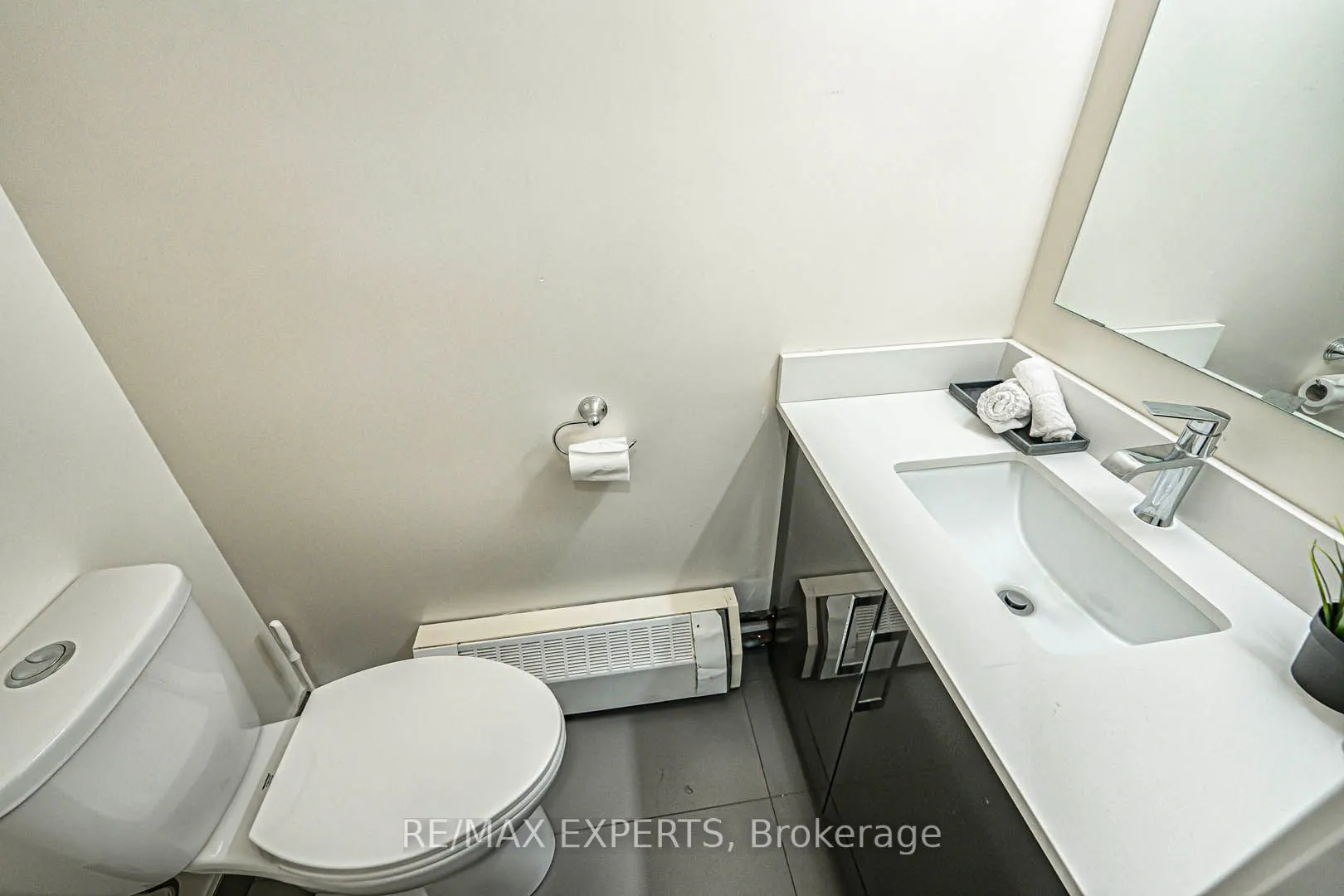 1625 Bloor Street, #924