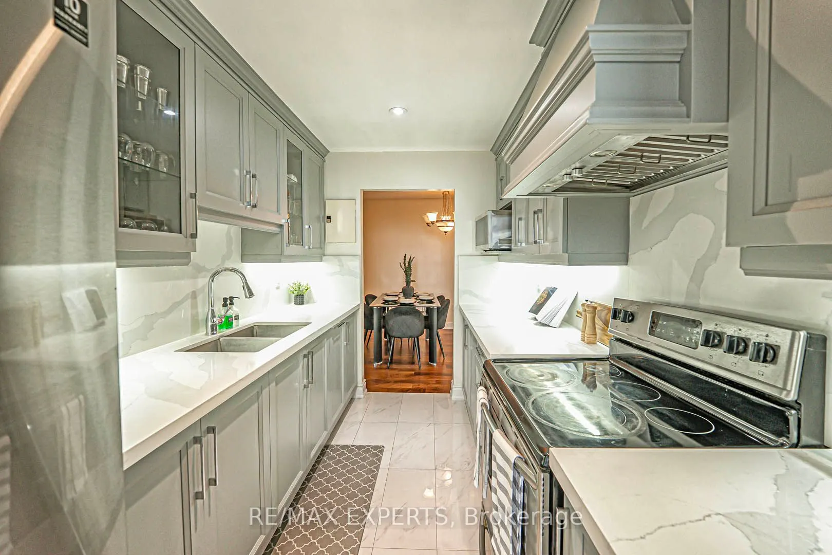 1625 Bloor Street, #924