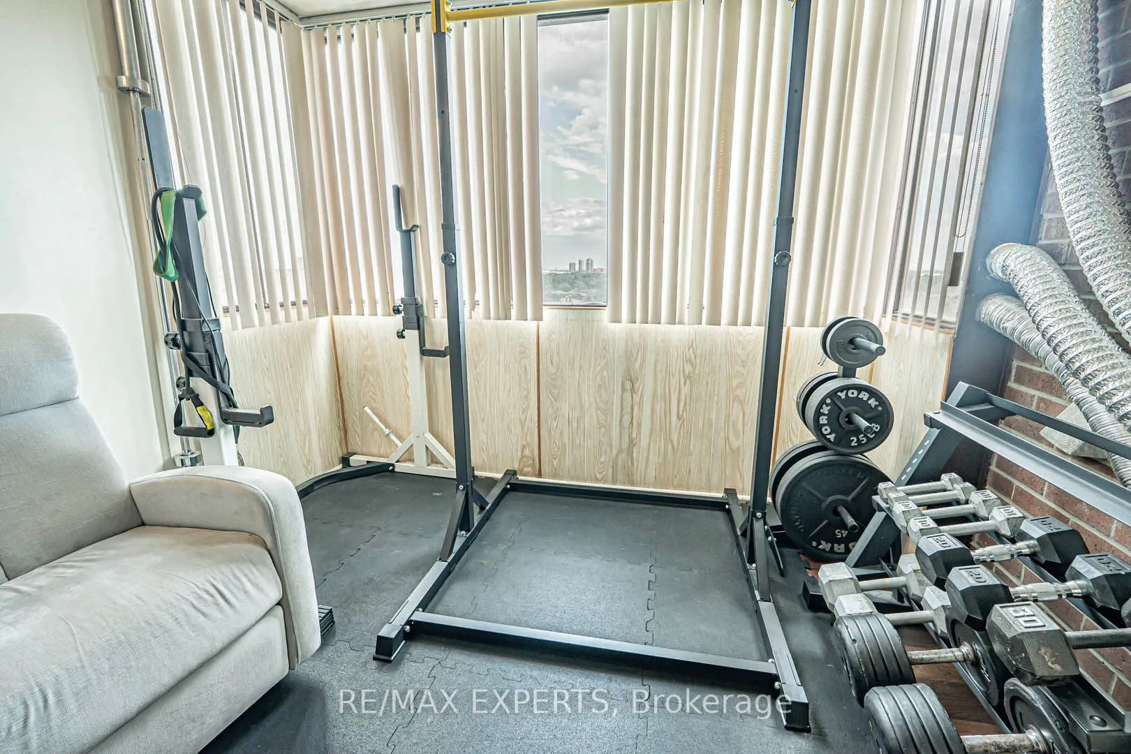 1625 Bloor Street, #924