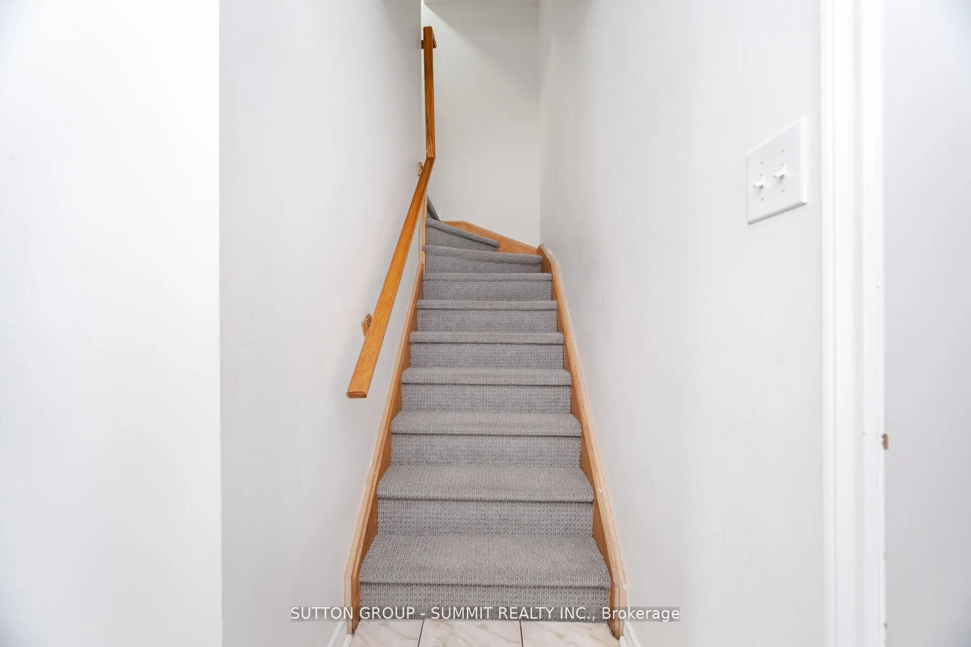 6950 Tenth Line, #87