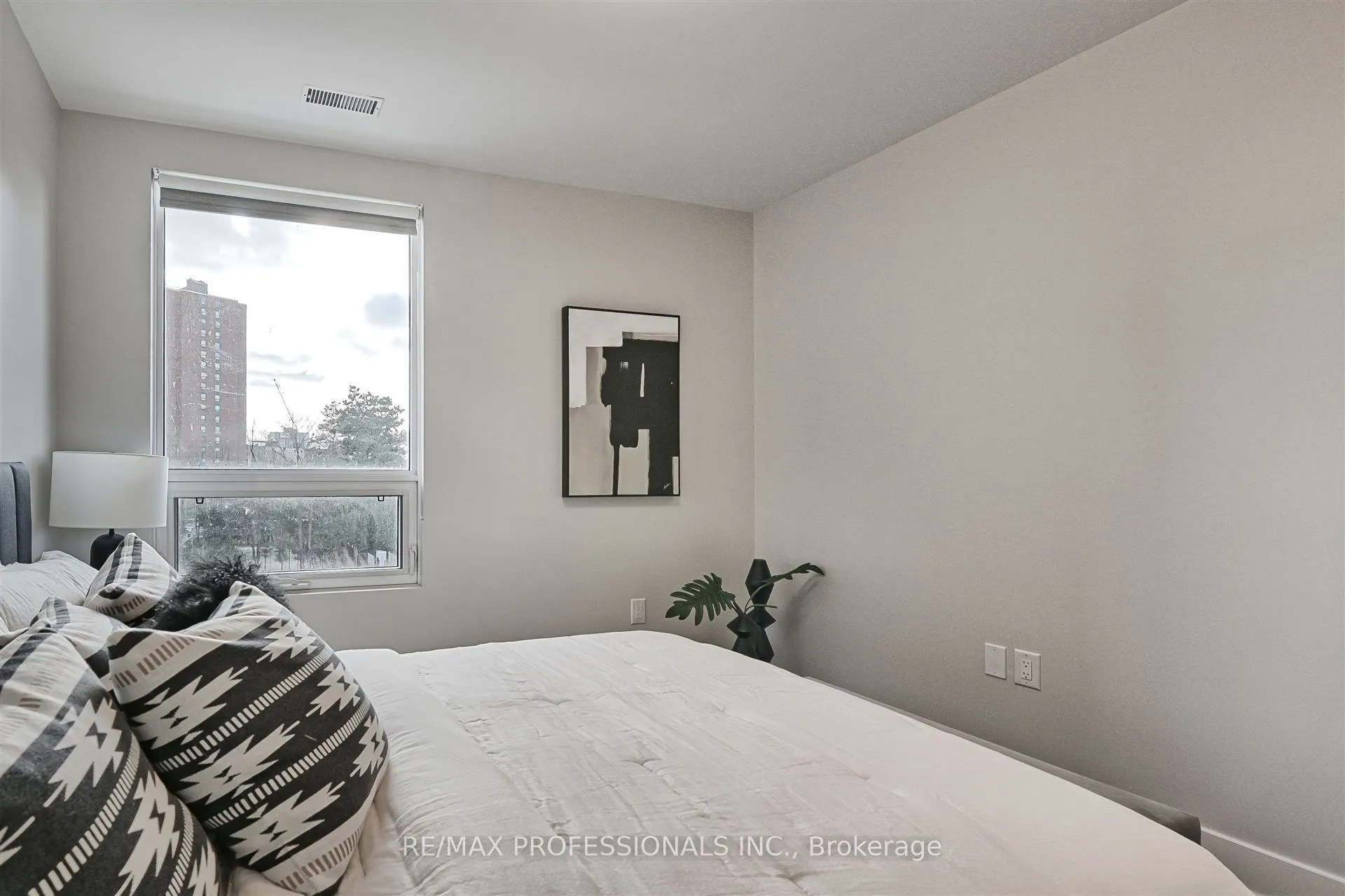 62 Dixfield Drive, #129