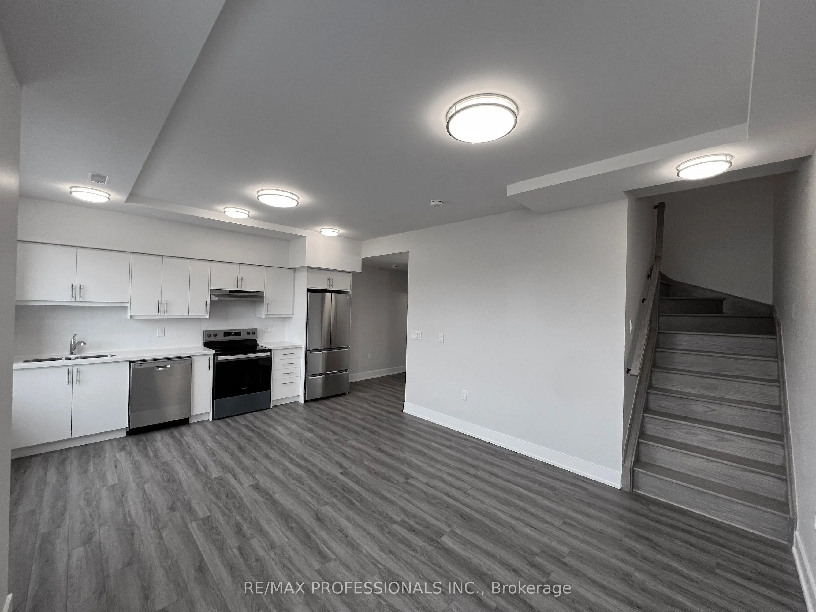 62 Dixfield Drive, #128