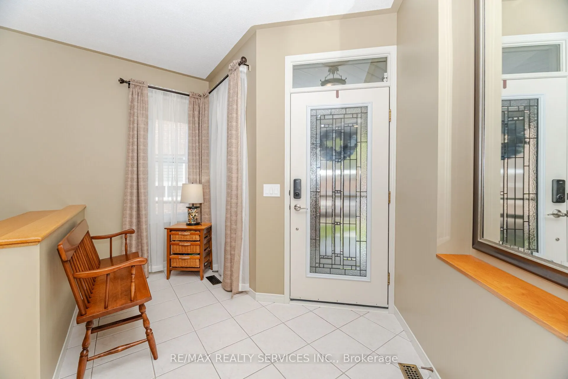 8 Inwood Place