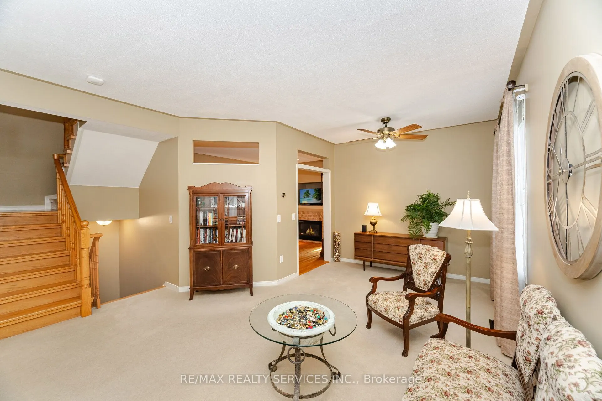 8 Inwood Place