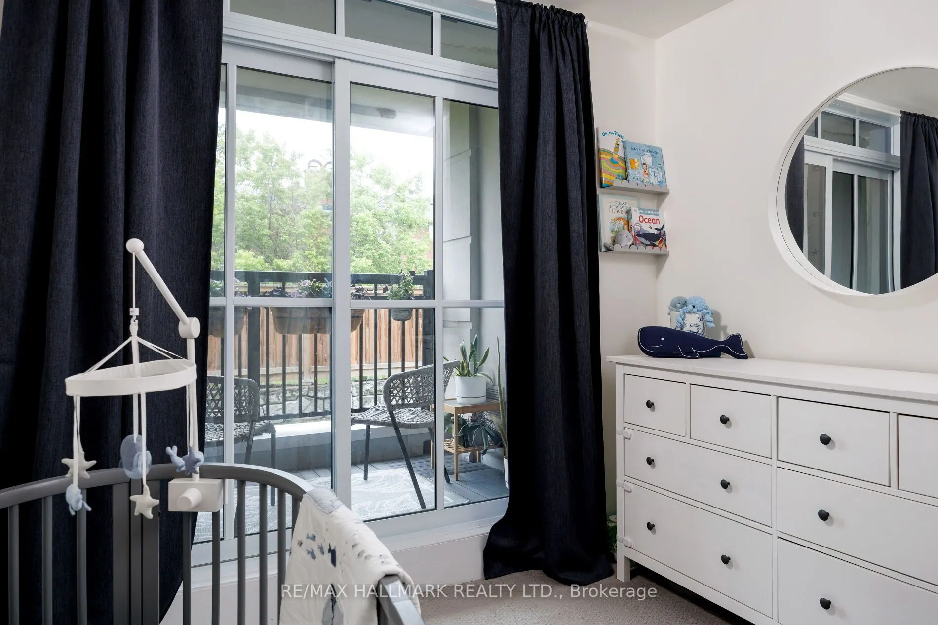 665 Cricklewood Drive, #724