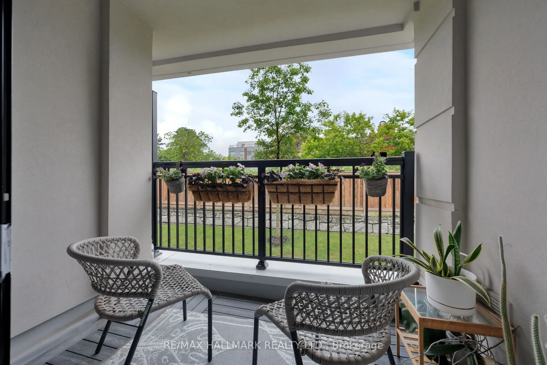 665 Cricklewood Drive, #724