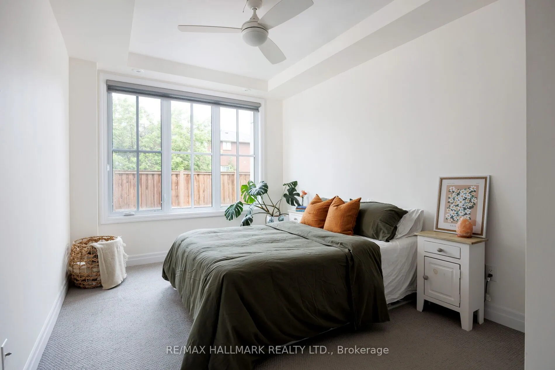 665 Cricklewood Drive, #724