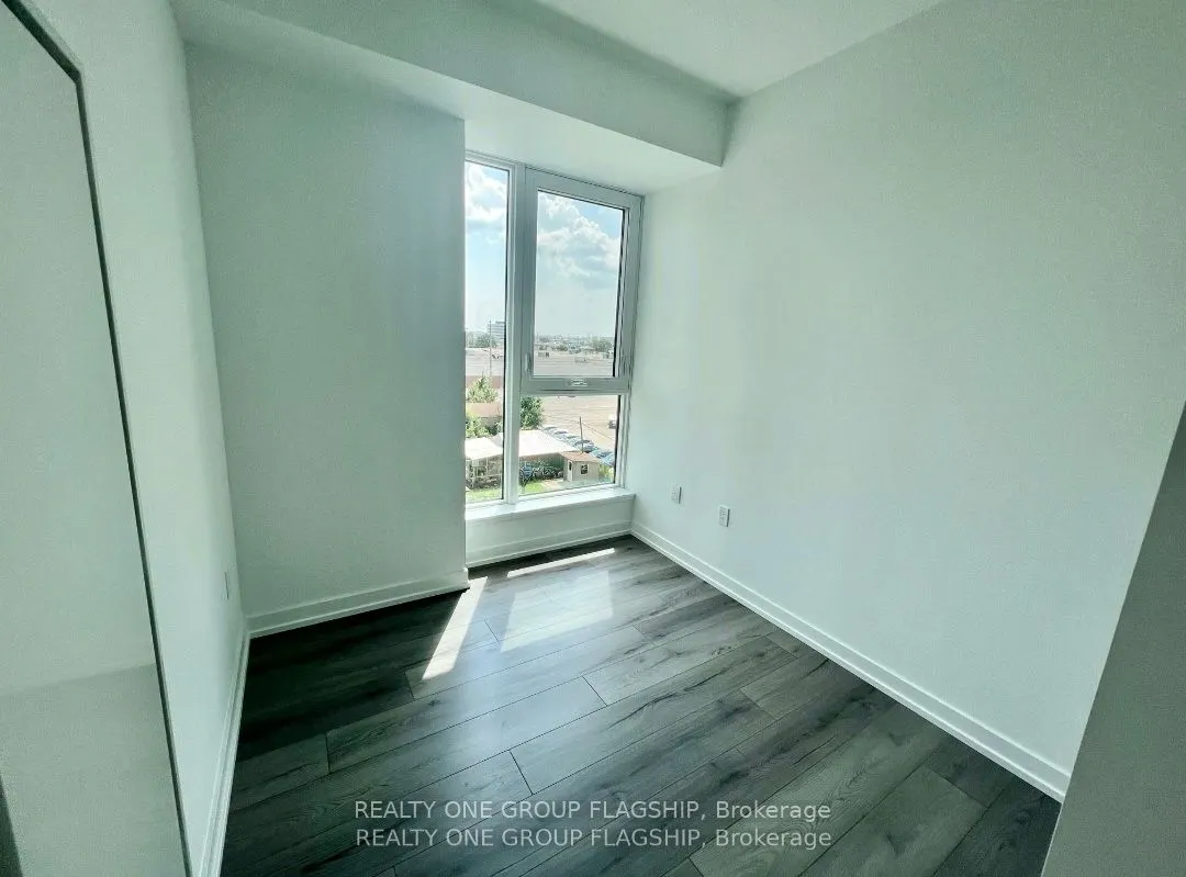 1195 The Queensway Avenue, #414